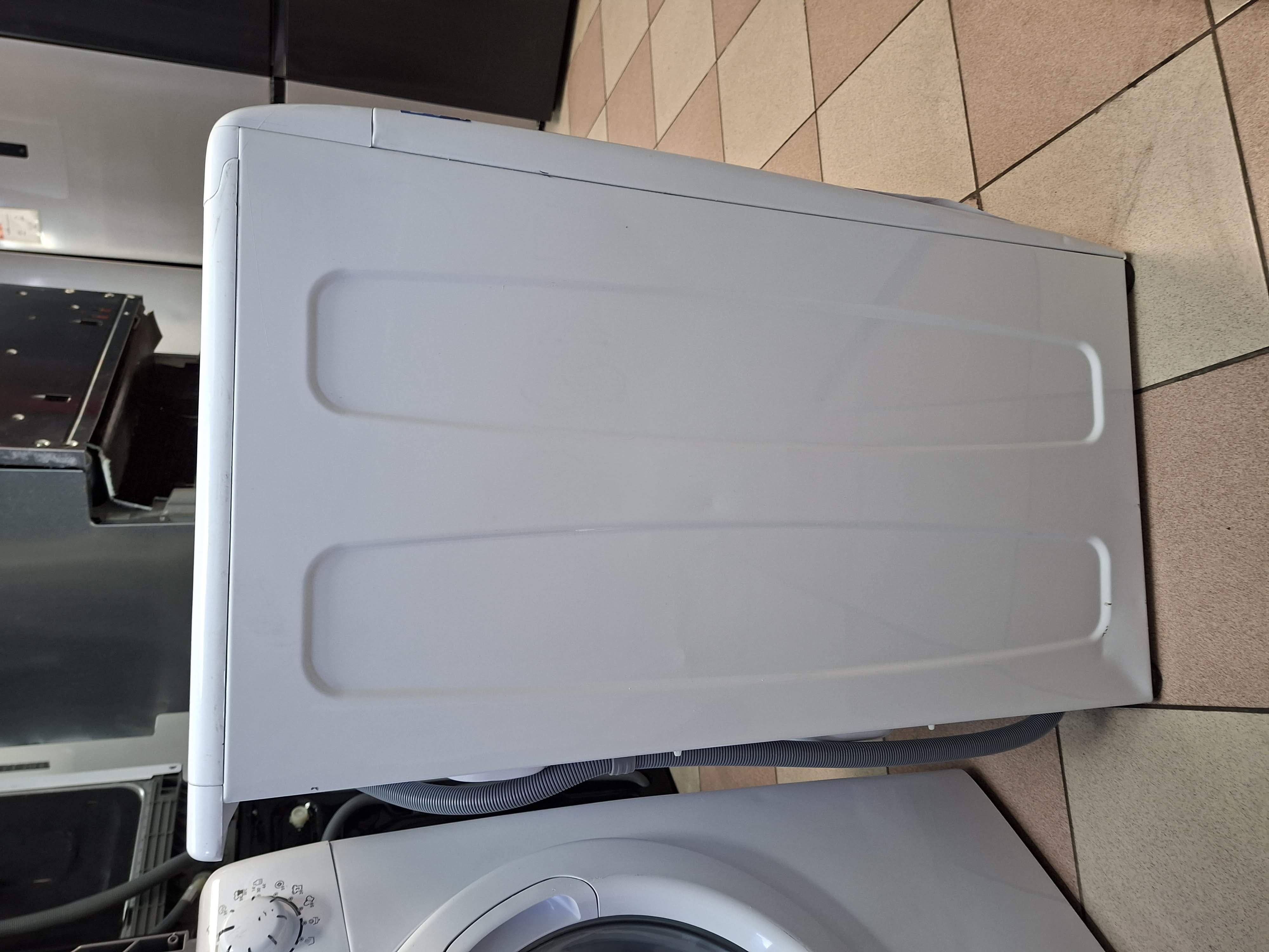 Veš mašina Candy CSO286TWM6/1-S , 8 kg.