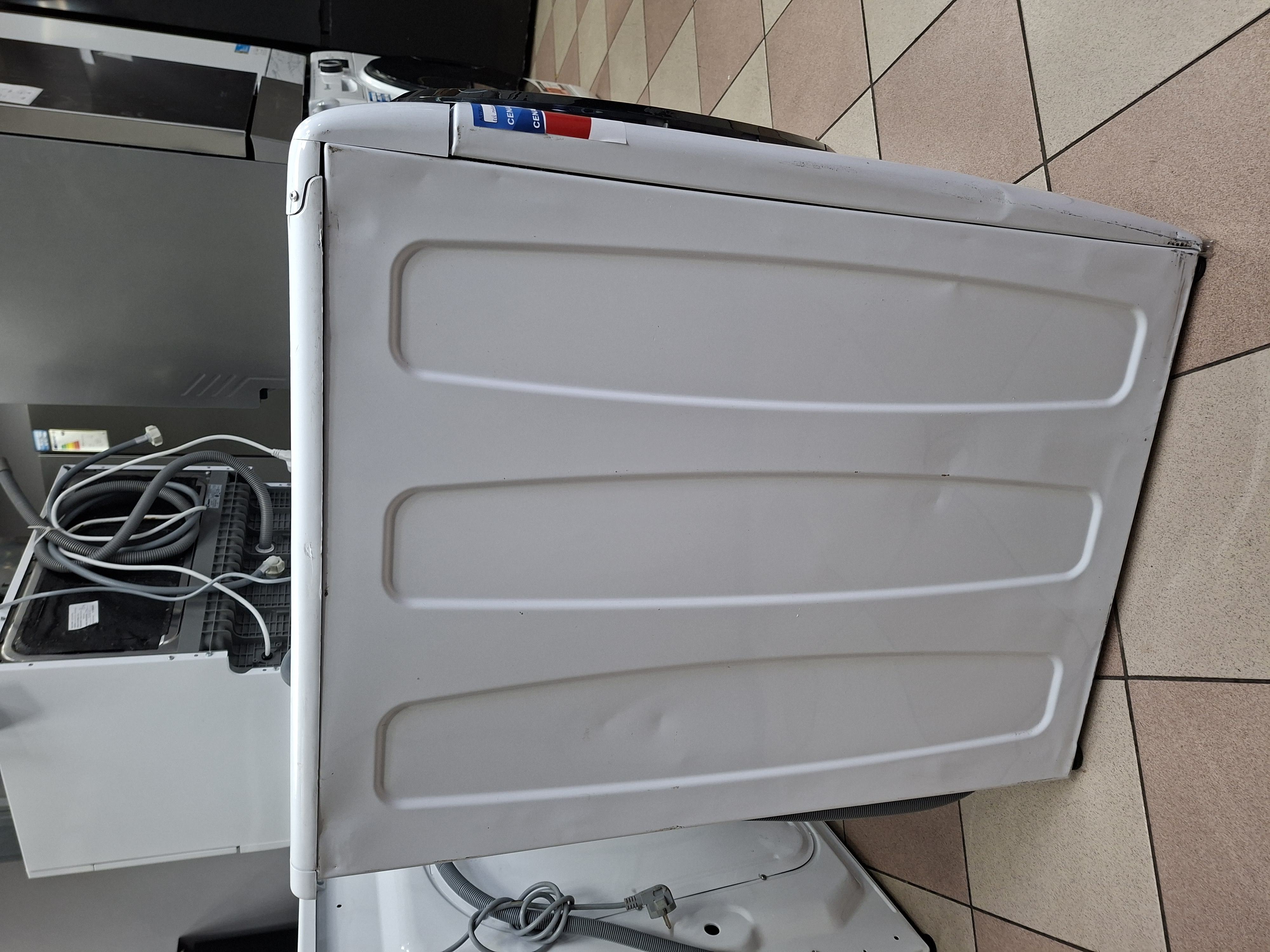 Veš mašina Candy CSO4136TWMB5-S , 13 kg.