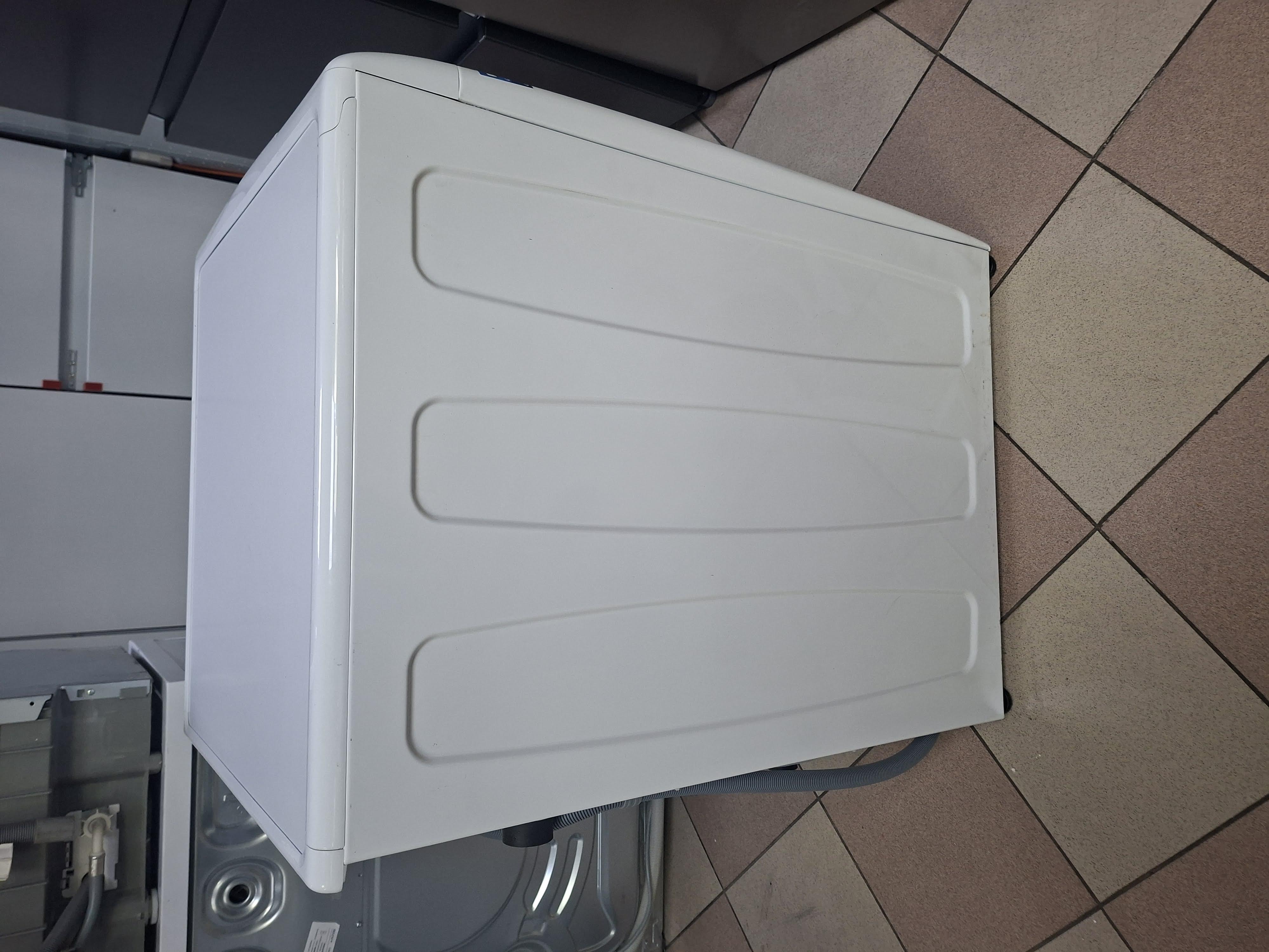 Veš mašina Candy CSO4146TWMB5-S , 14 kg.