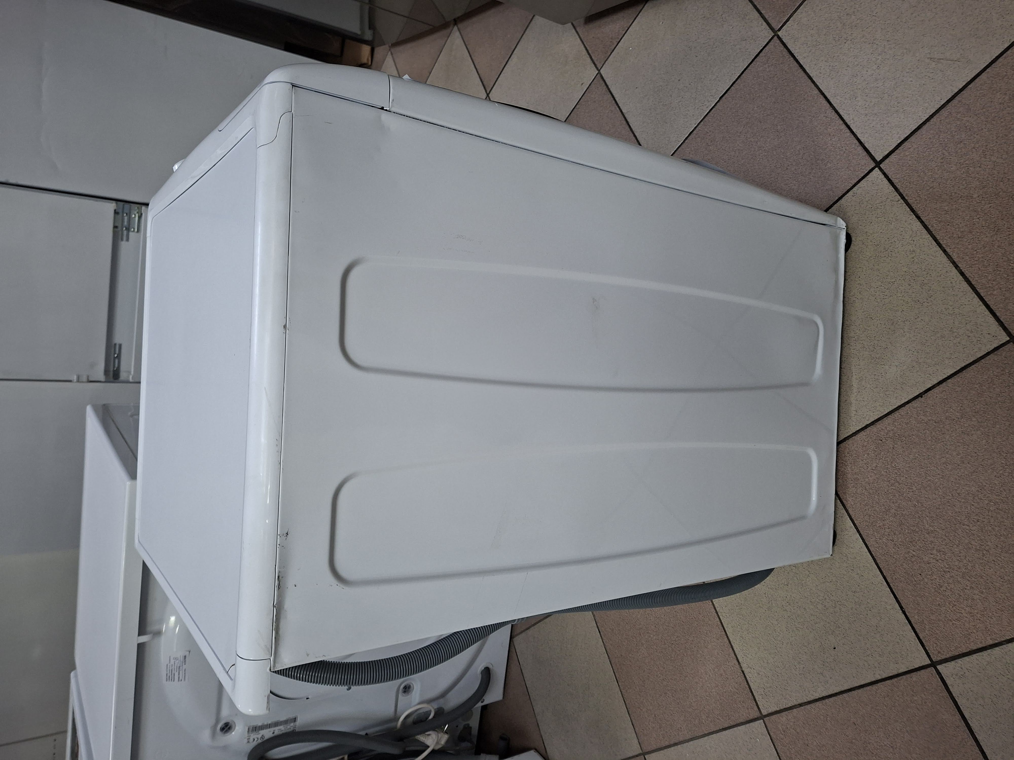 Veš mašina Candy CSO6106TWMB6/1-S , 10 kg.
