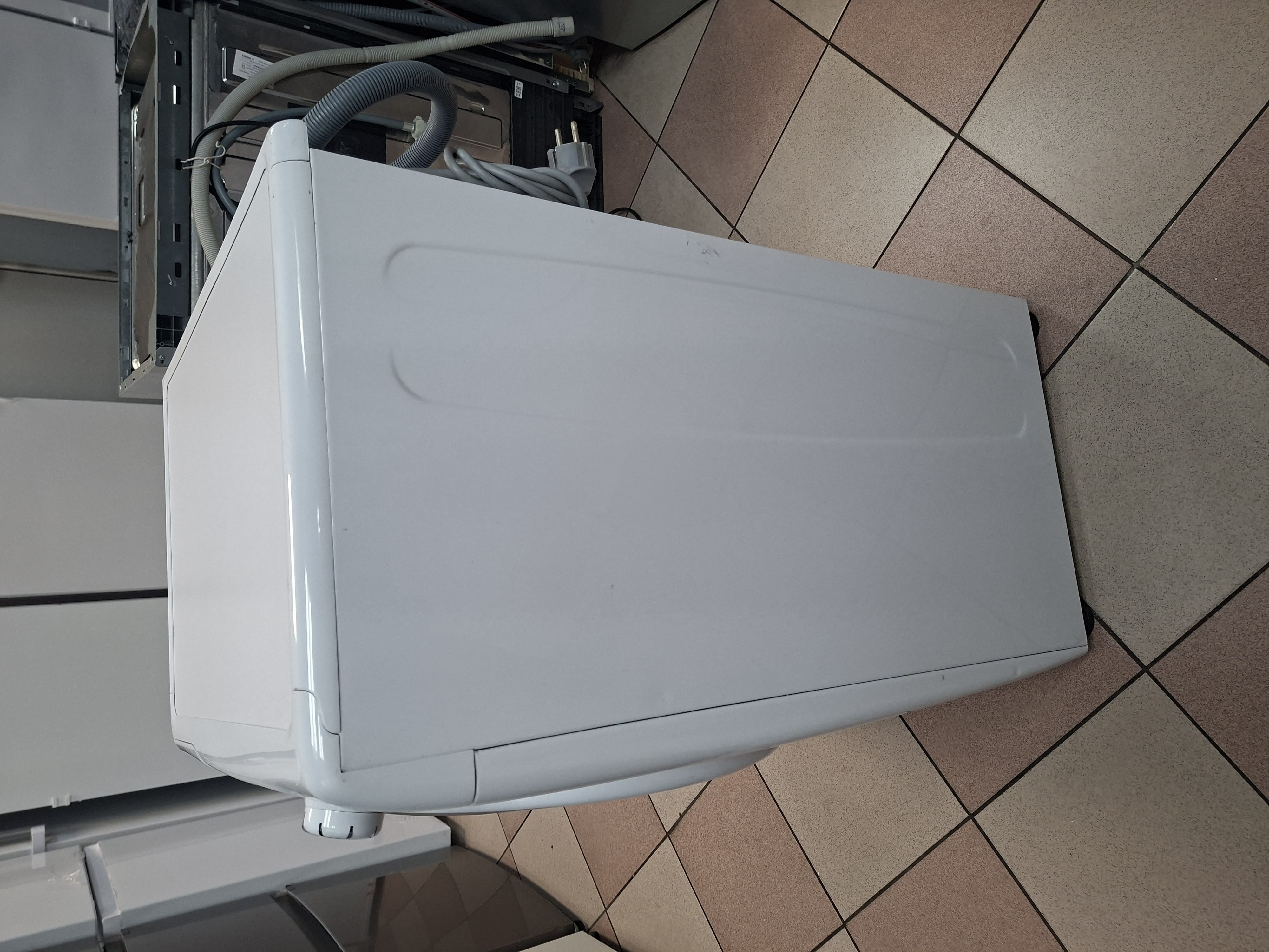 Veš mašina Candy CSS4 1382D3/2-S , 8 kg.