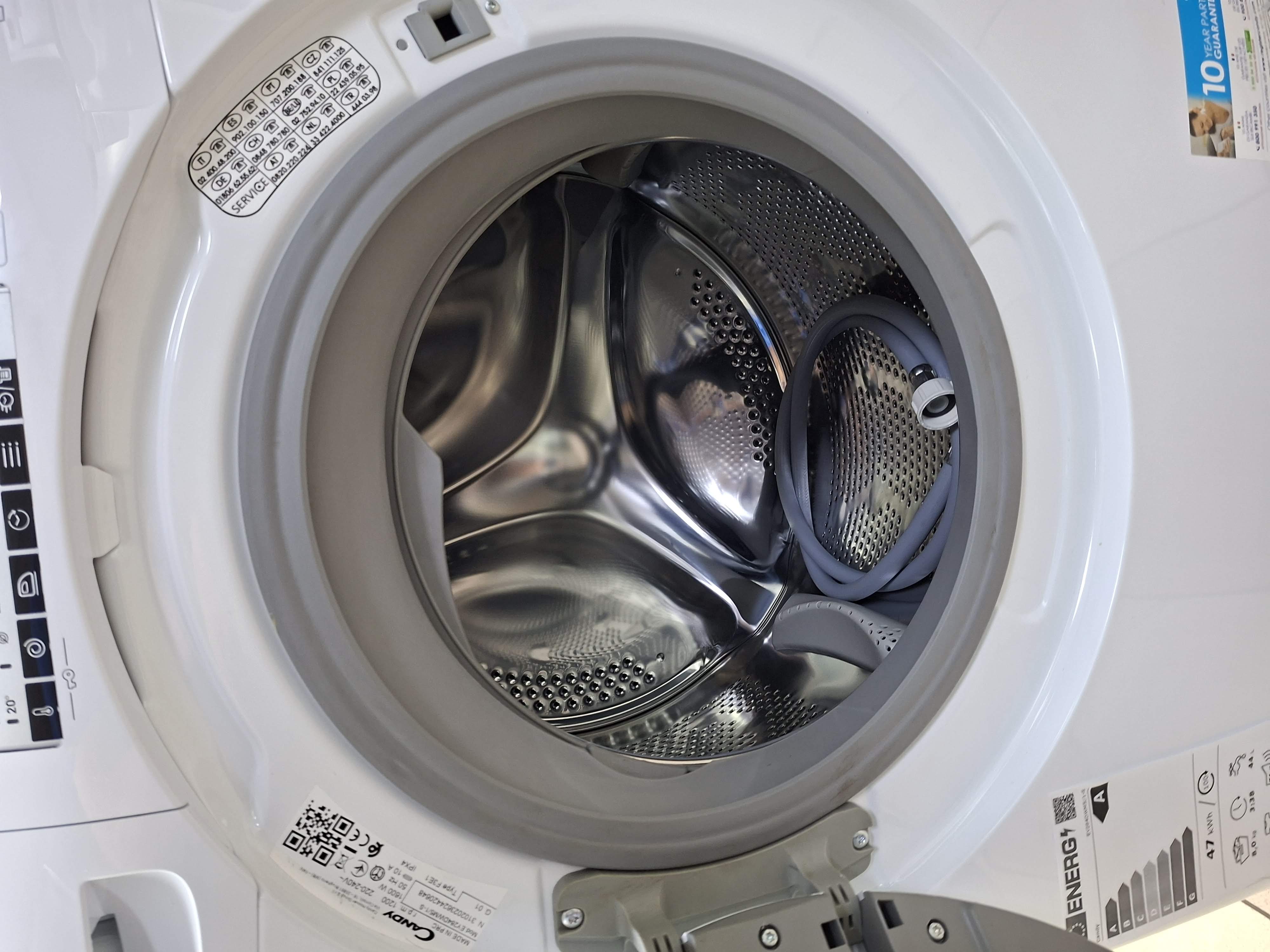 Veš mašina Candy EY284DWM5/1-S , 8 kg.