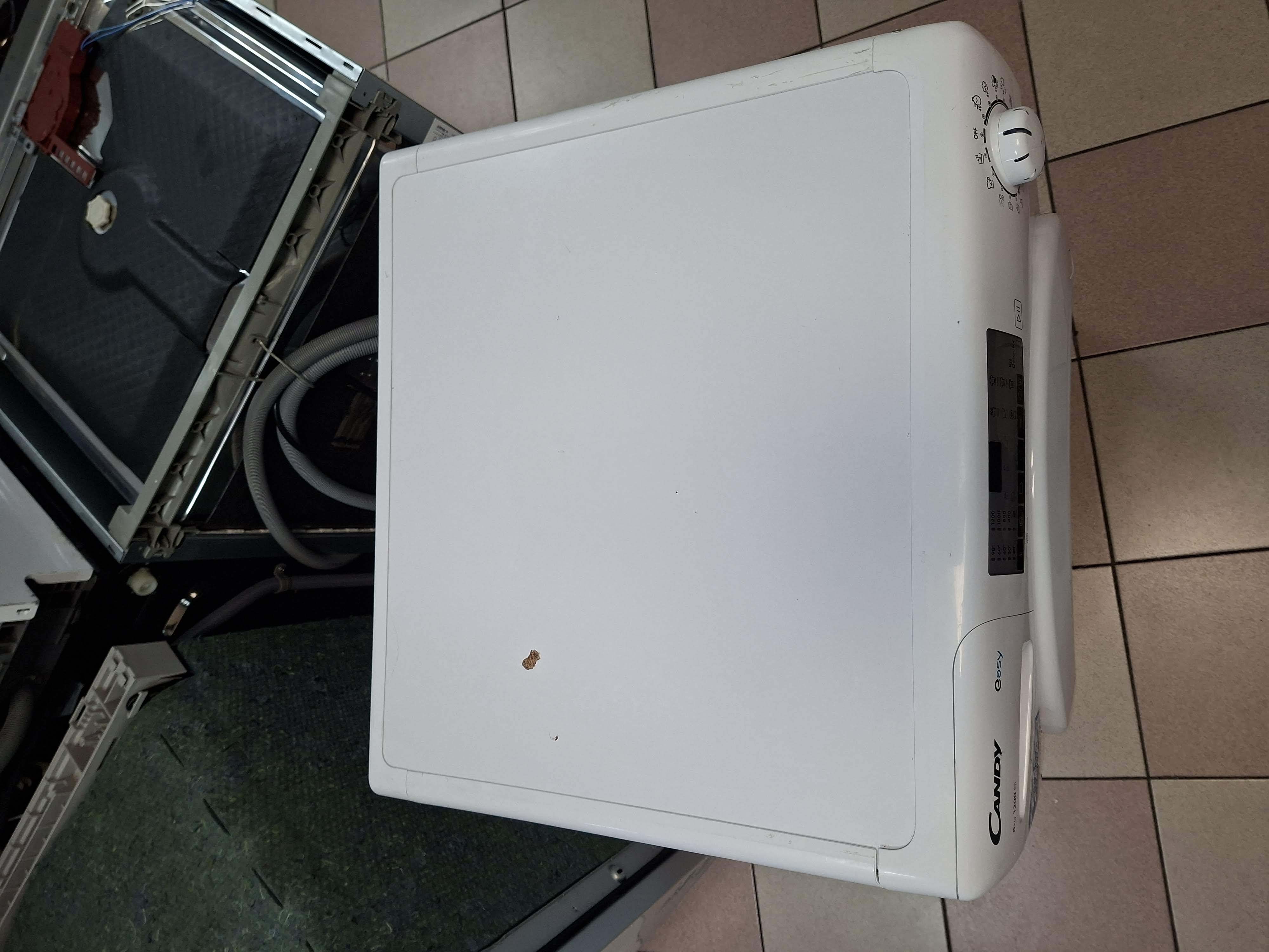 Veš mašina Candy EY284DWM5/1-S , 8 kg.