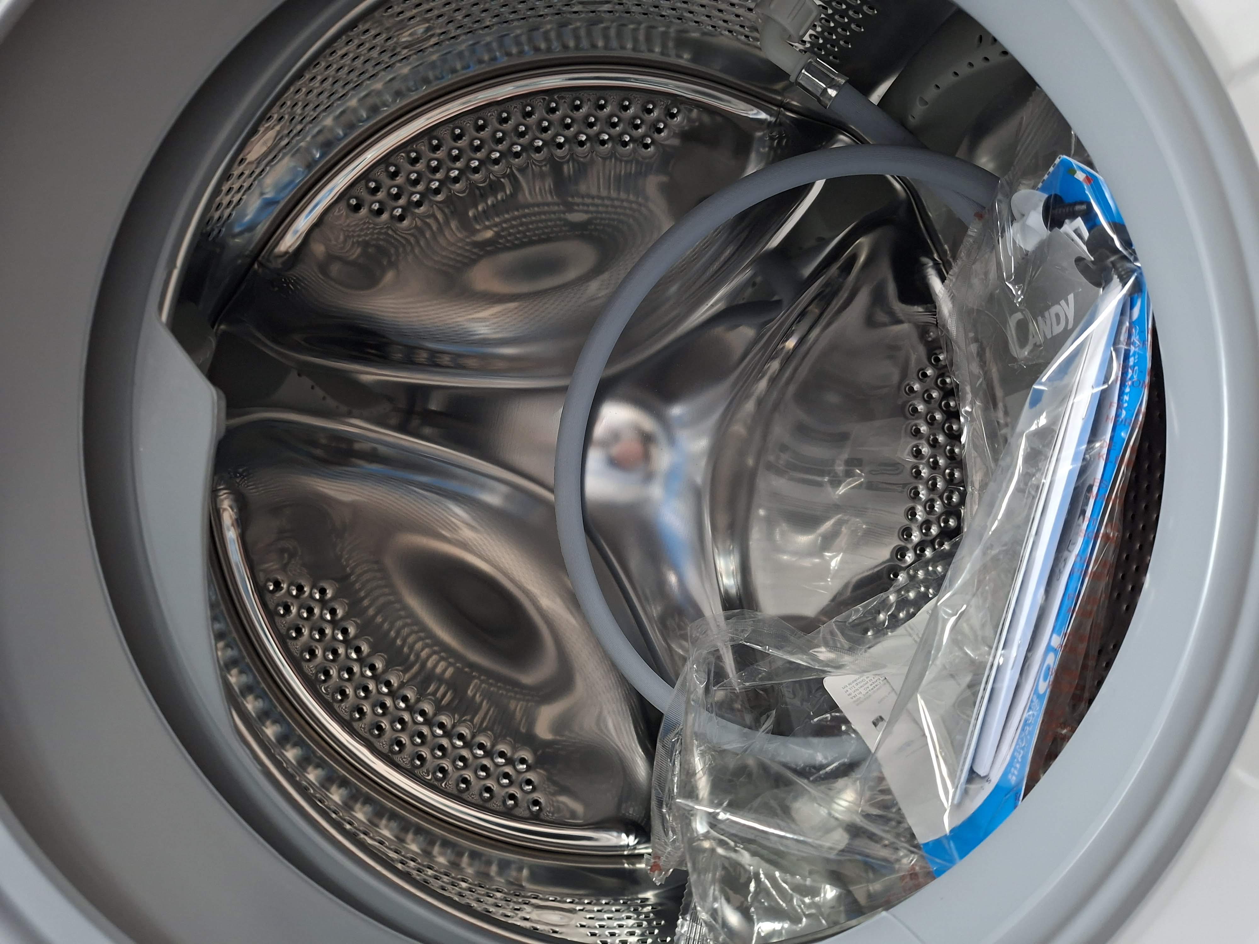 Veš mašina Candy EY4 1061DE/1-S, 6 kg, slim