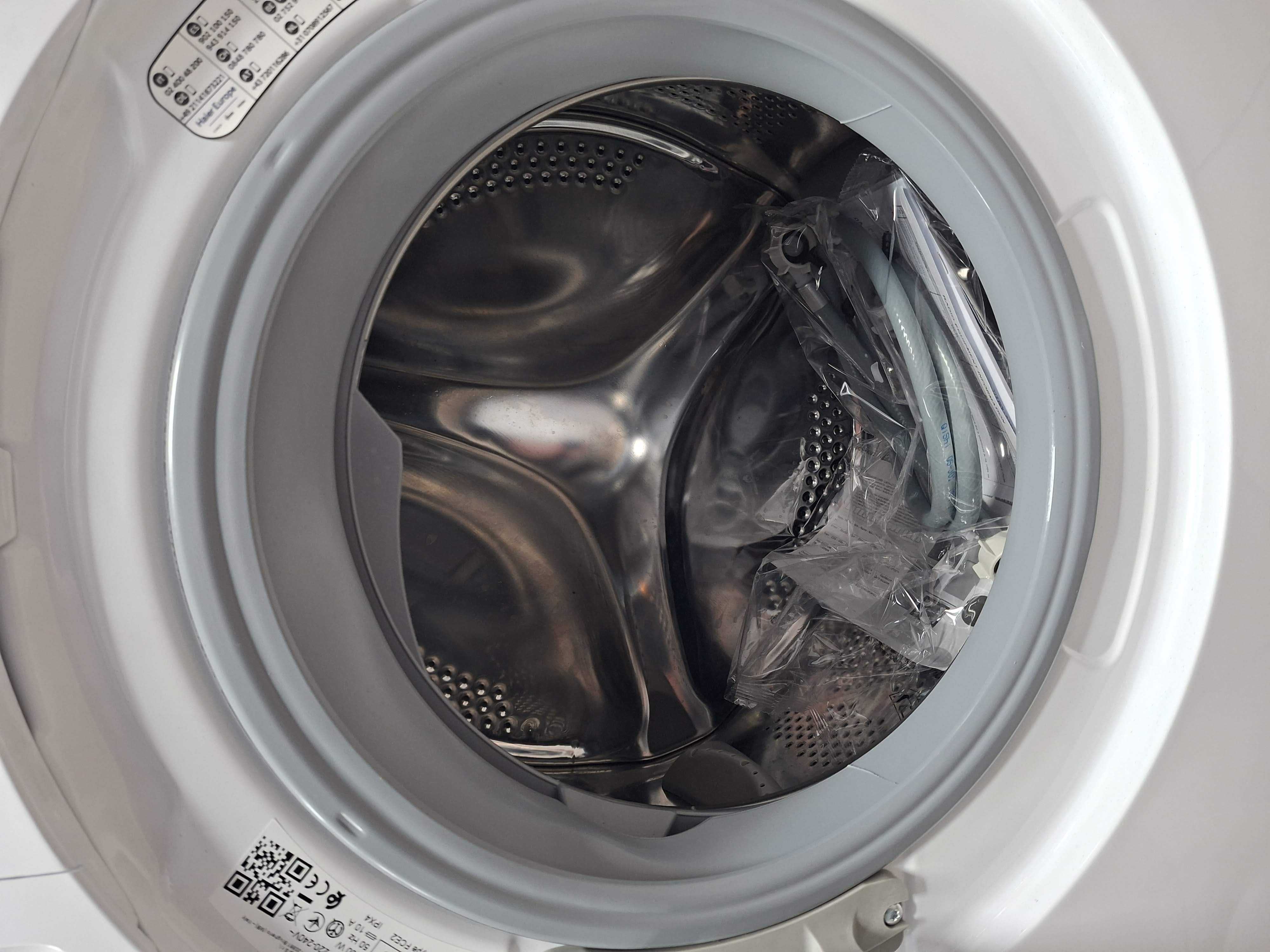 Veš mašina Candy EY4061DW4/1-S, 6 kg, slim