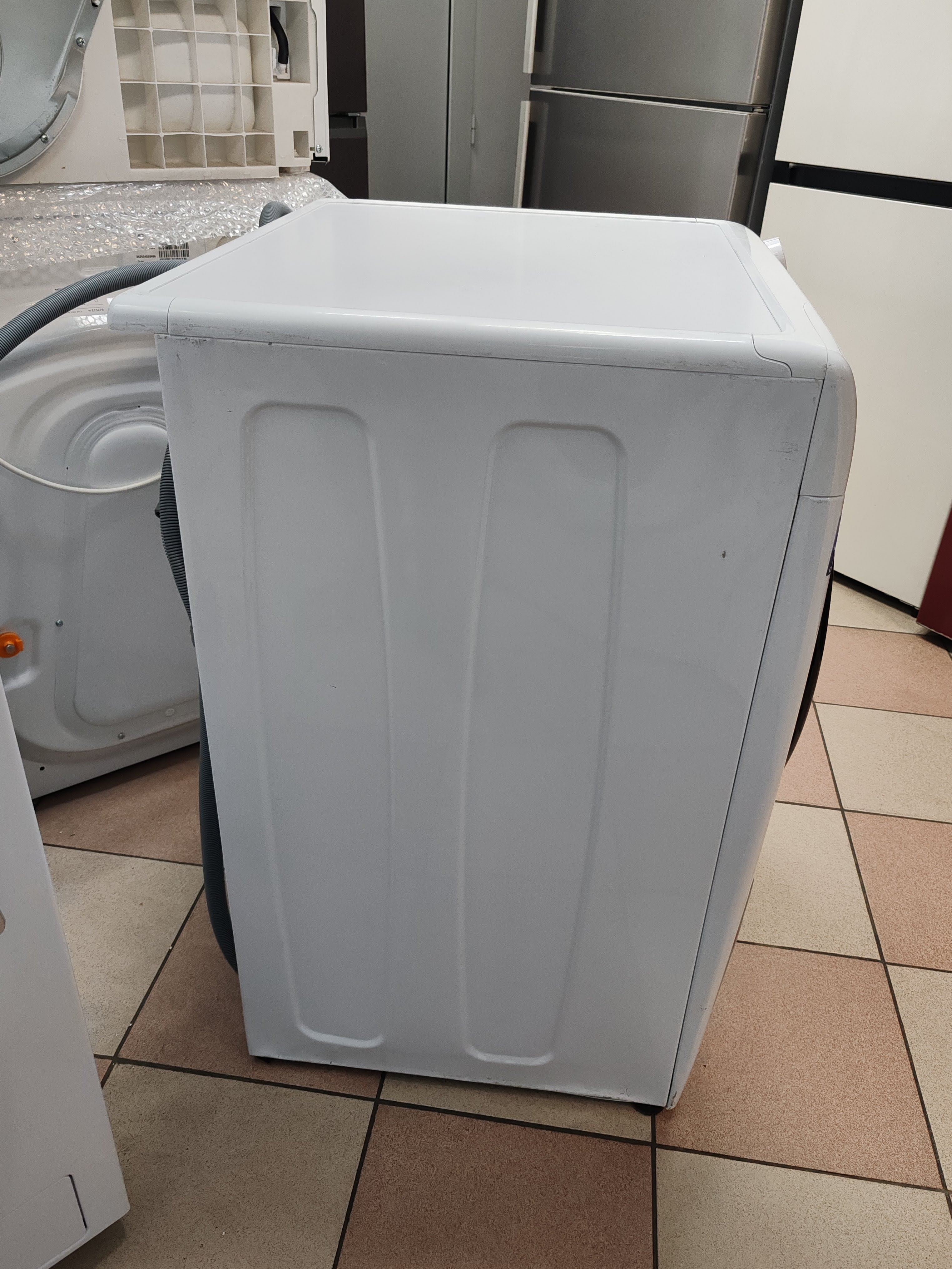 Veš mašina Candy HCU2102DWB4/1-S , 10 kg.