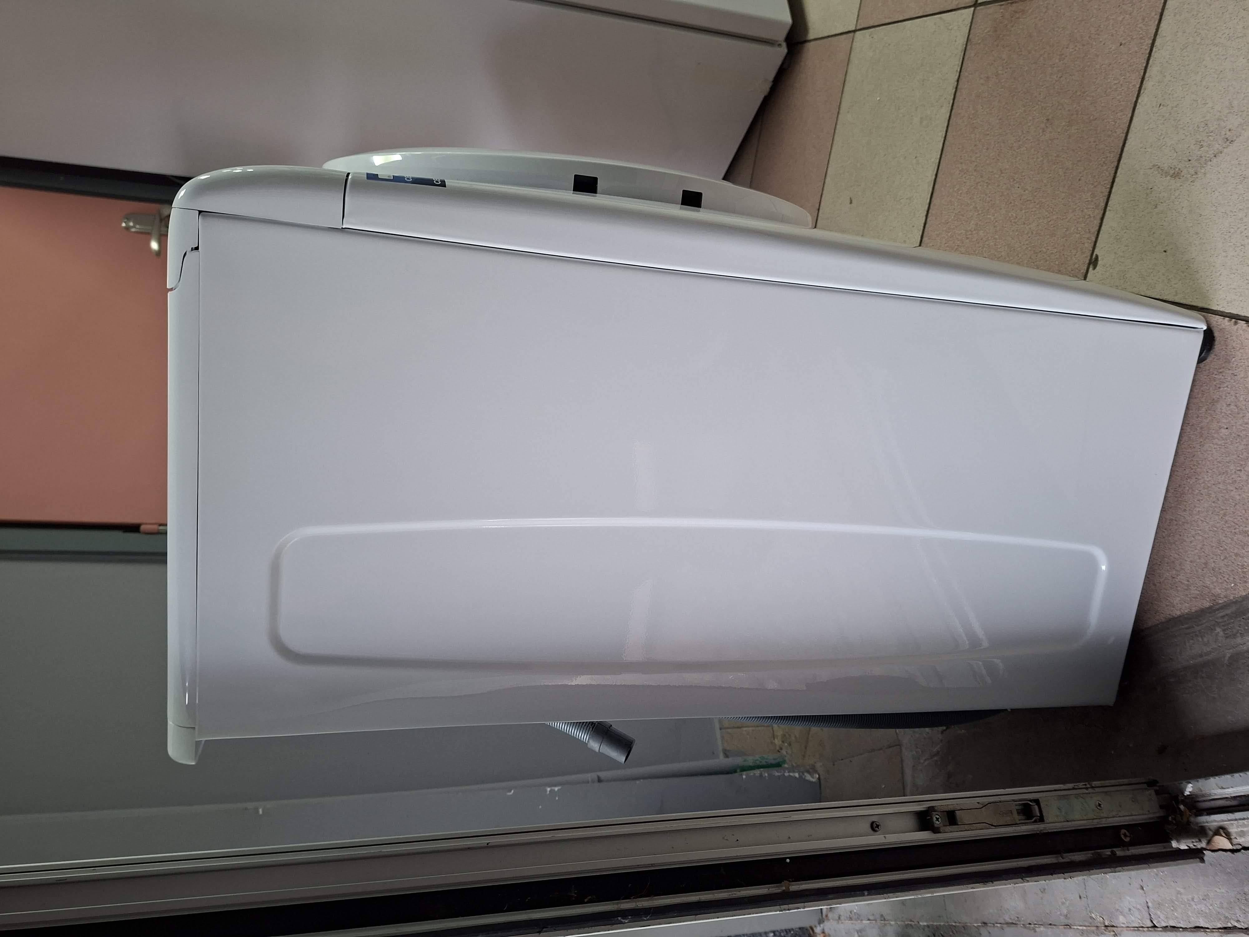 Veš mašina Candy HE4 1274TWM6/1-S , 7 kg, slim