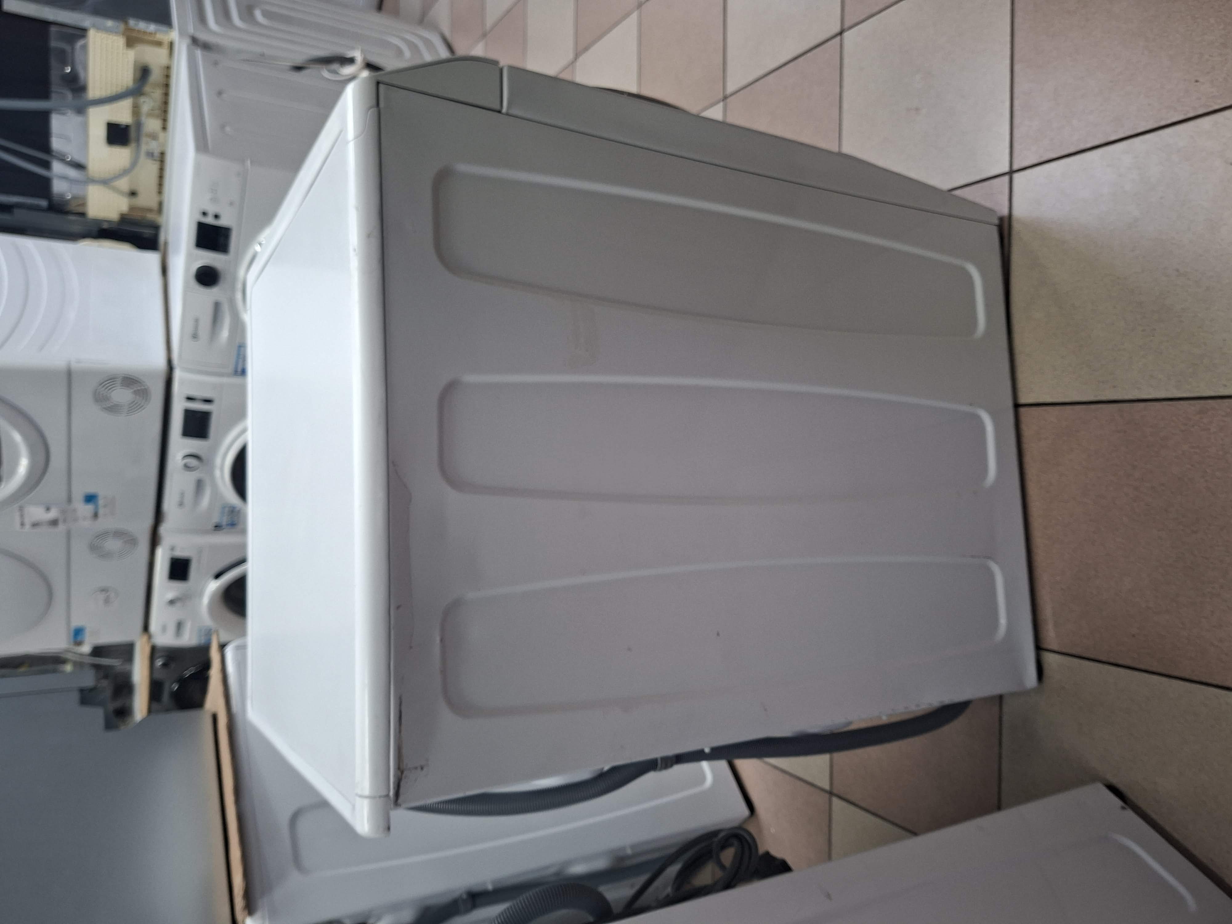 Veš mašina Candy  RP 4146BWMBC/1-S , 14 kg.