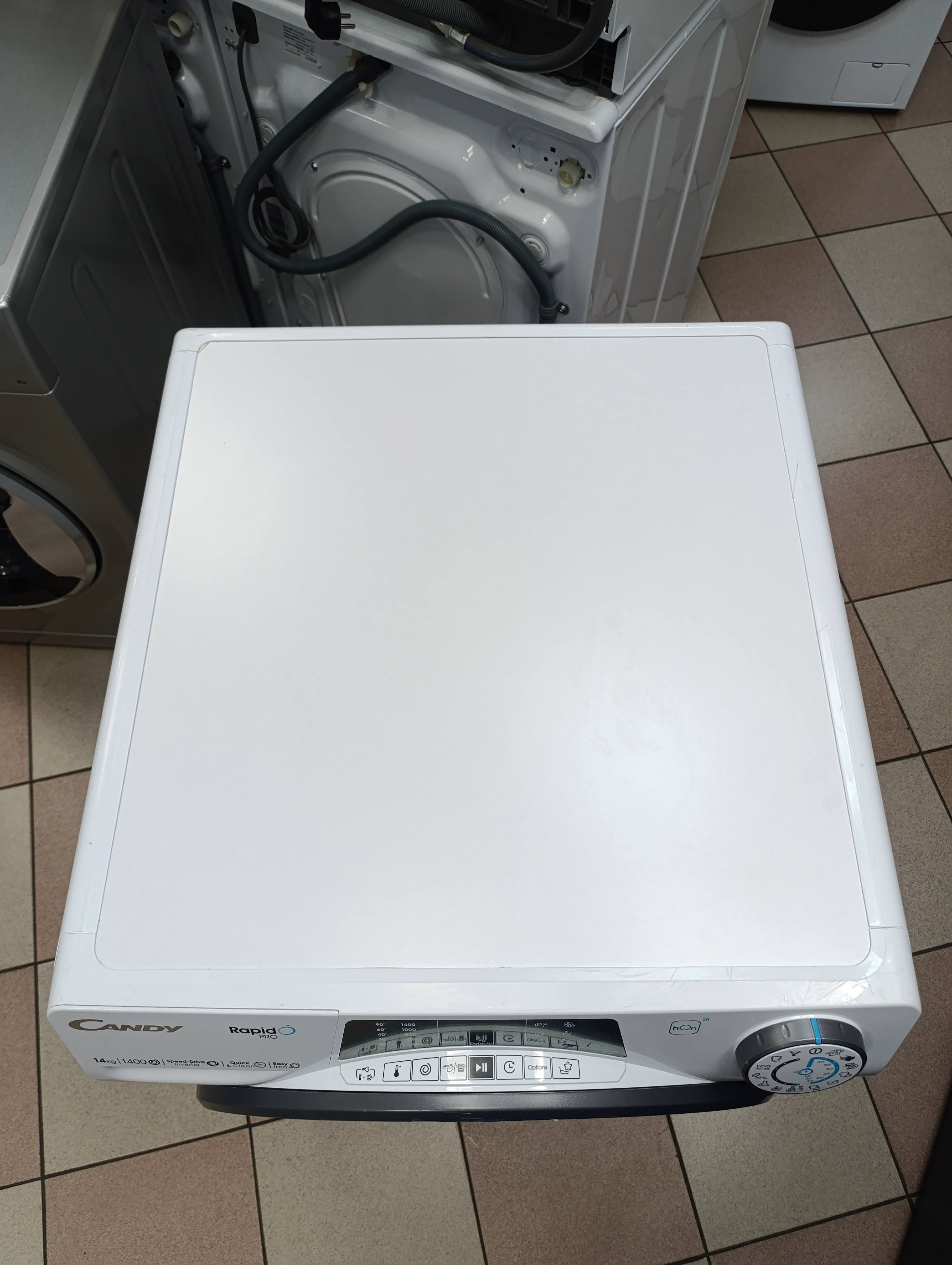 Veš mašina Candy  RP 4146BWMR/1-S , 14 kg.