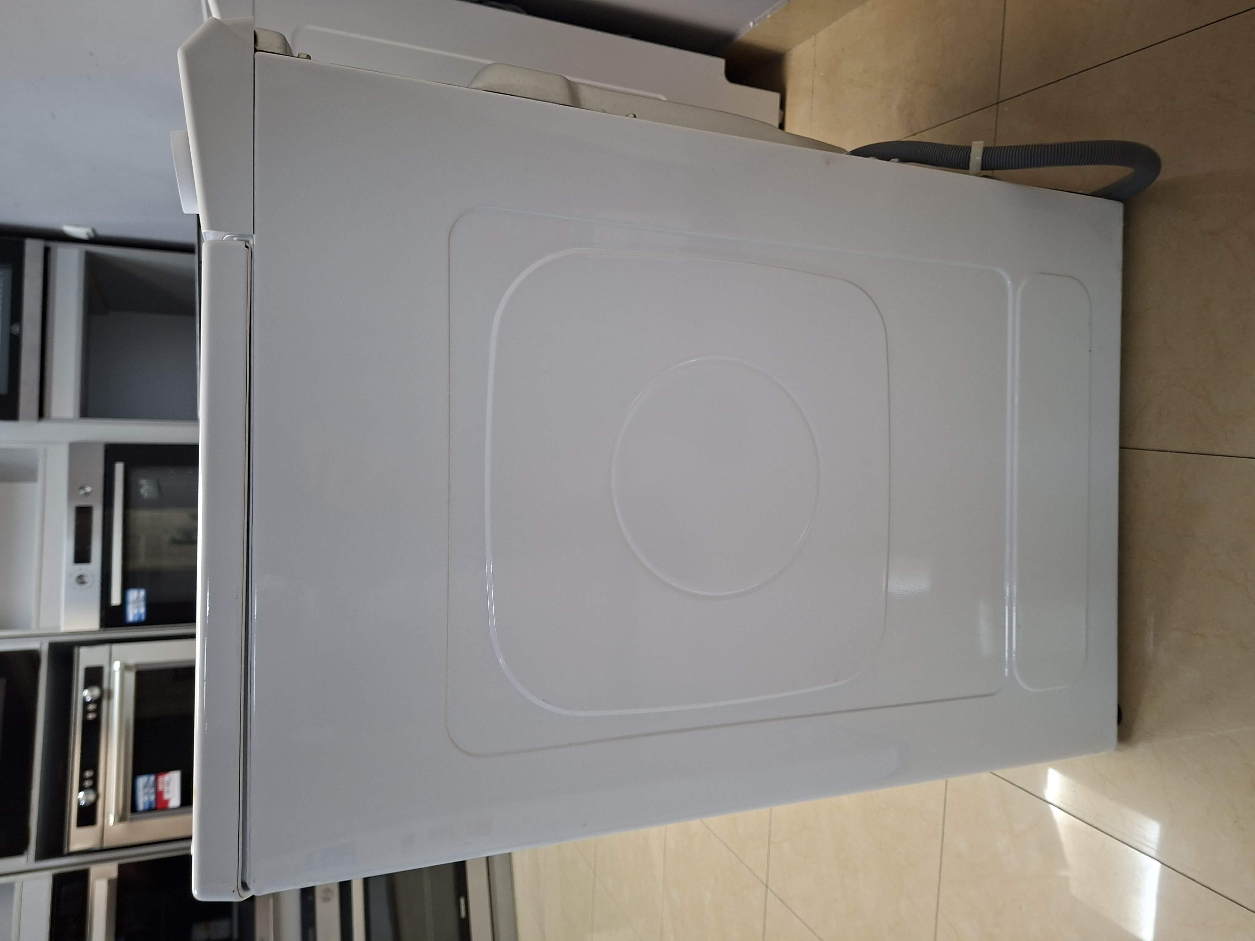 Veš mašina Candy TCAS285D2-S , 8 kg.