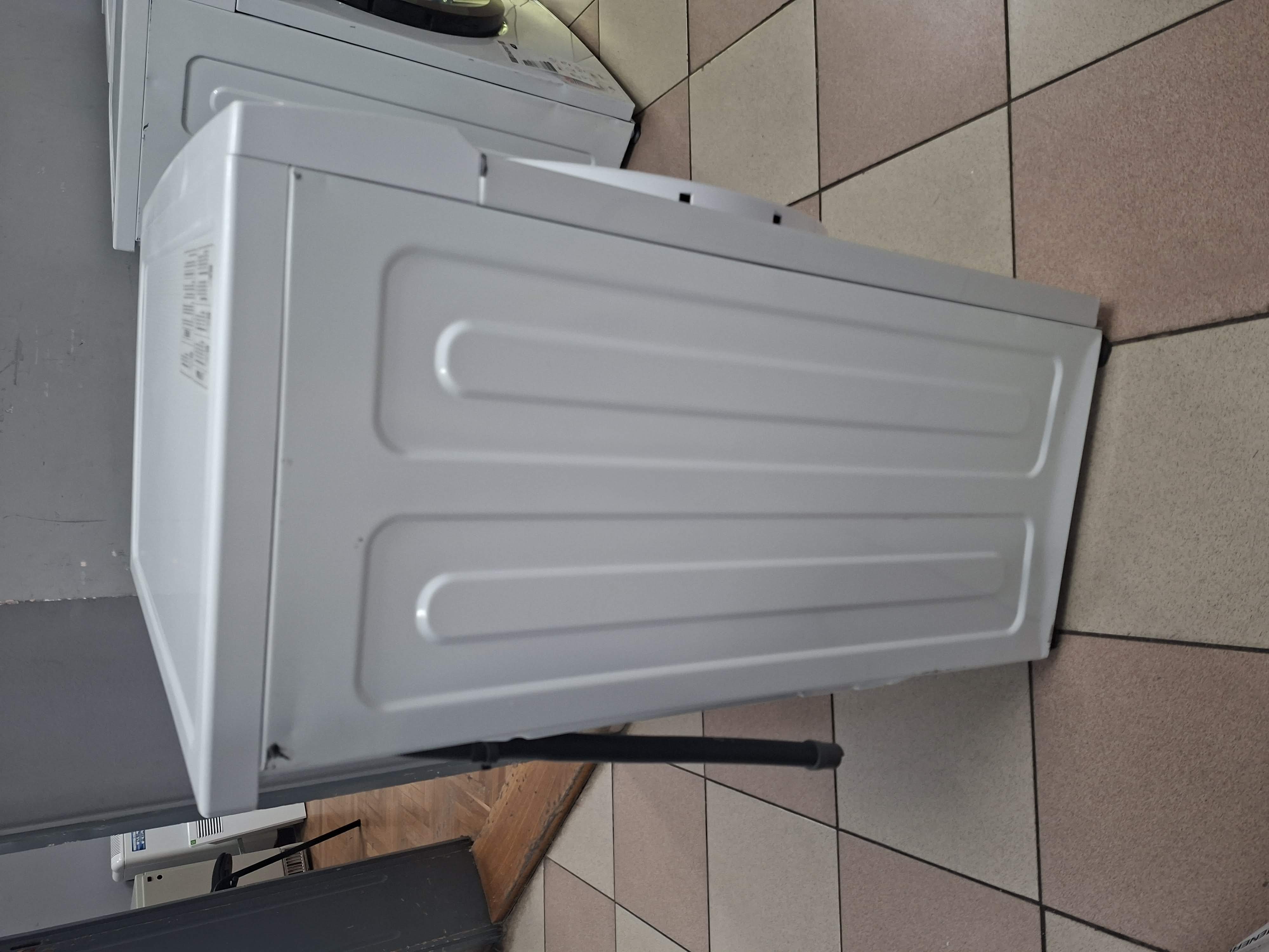 Veš mašina DAYA DSW-61023M18, 6 kg, slim