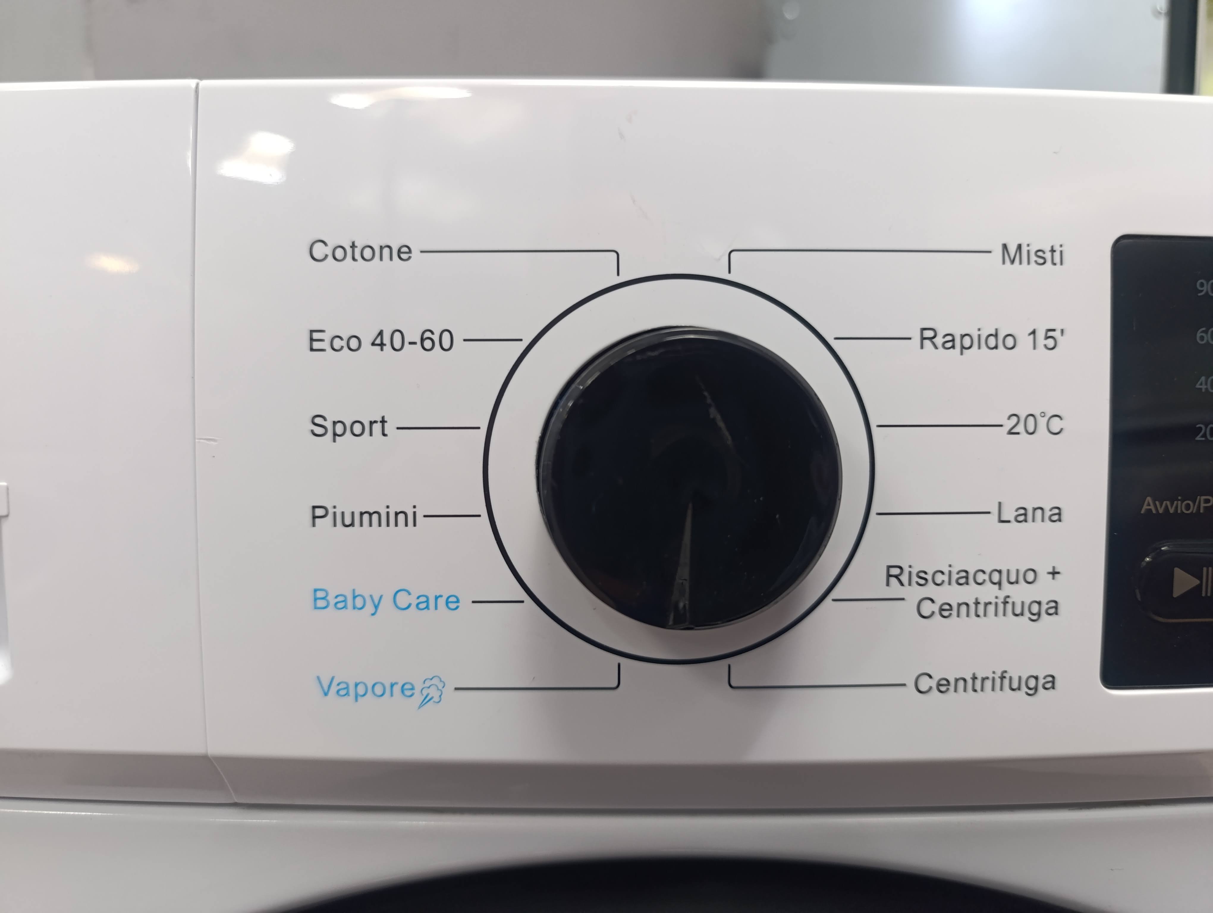 Veš mašina DAYA DSW-71423A , 7 kg, slim