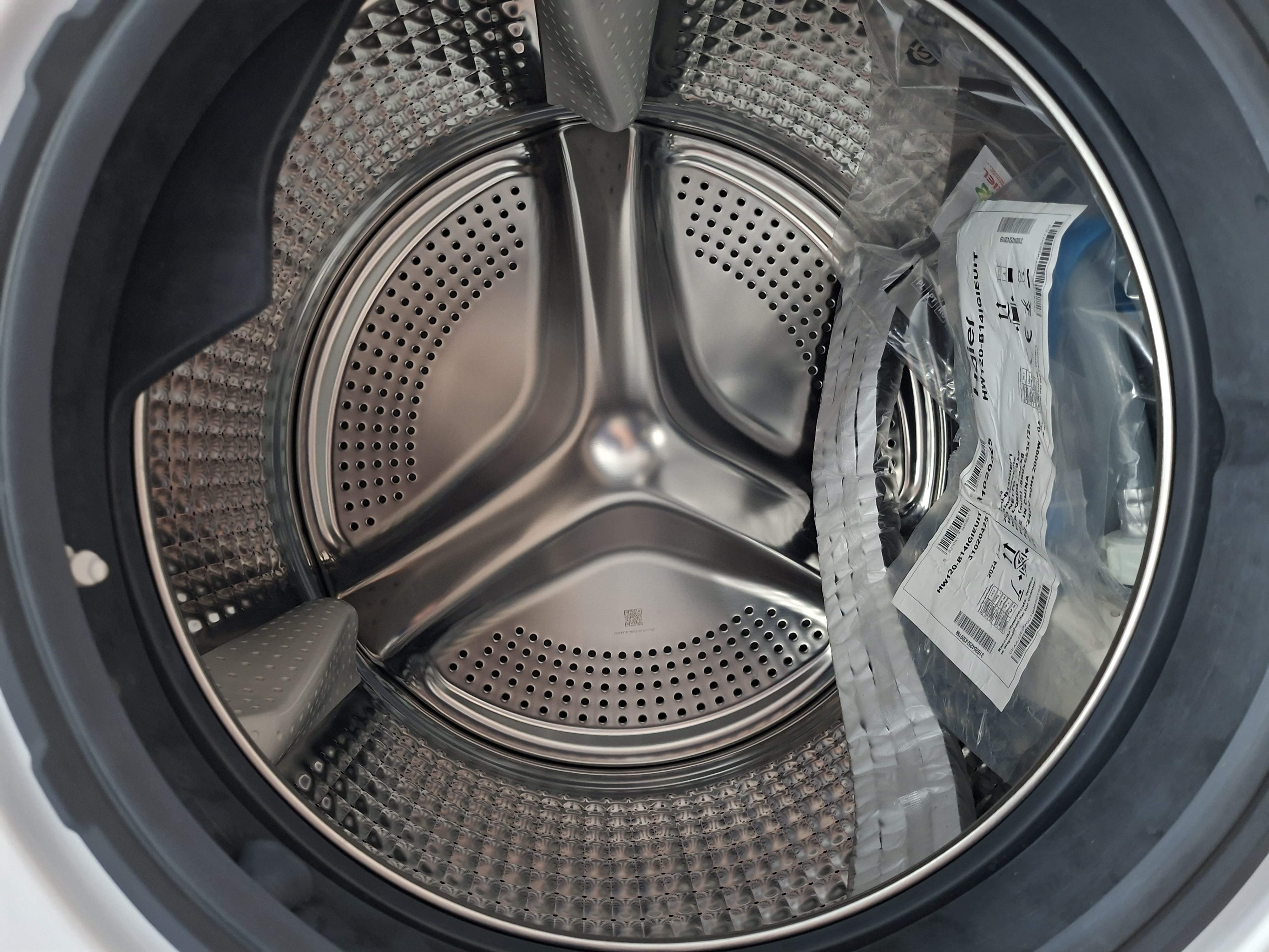 Veš mašina Haier HW120-B14IGIEU1 , 12 kg.