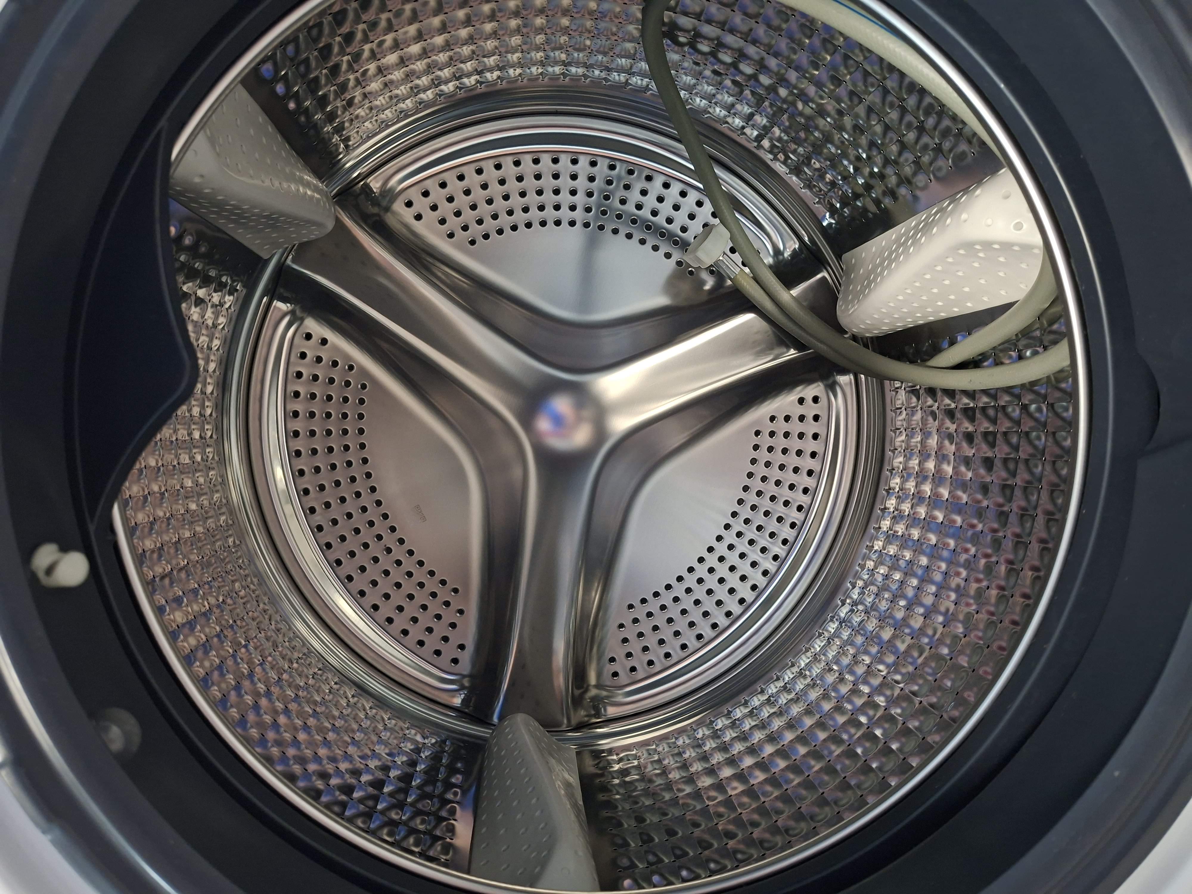 Veš mašina Haier HW120-B14IGIU1 , 12 kg.