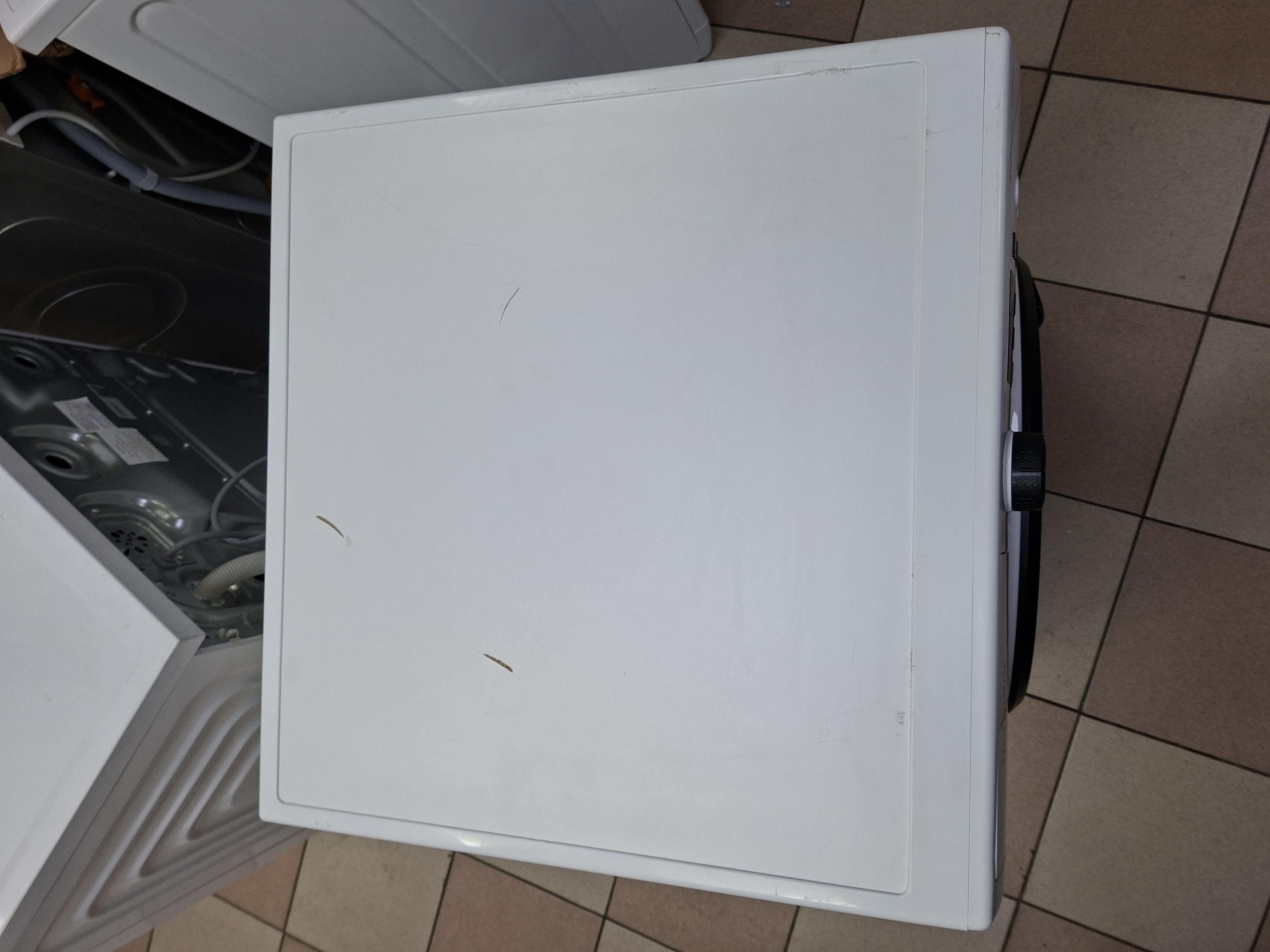 Ves masina Hotpoint Ariston NF86WK IT (2) , 8 kg.