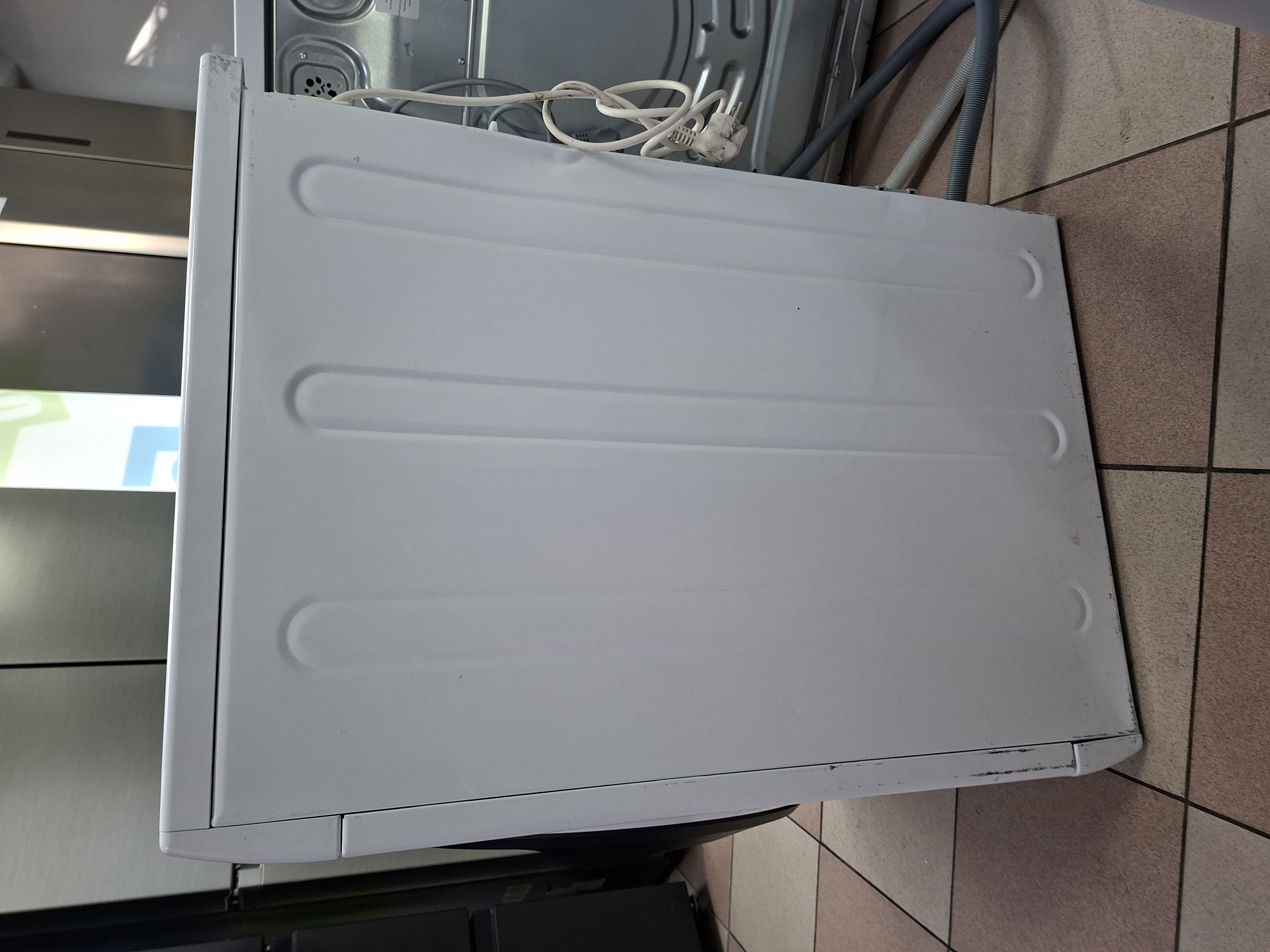 Ves masina Hotpoint Ariston NF86WK IT (2) , 8 kg.