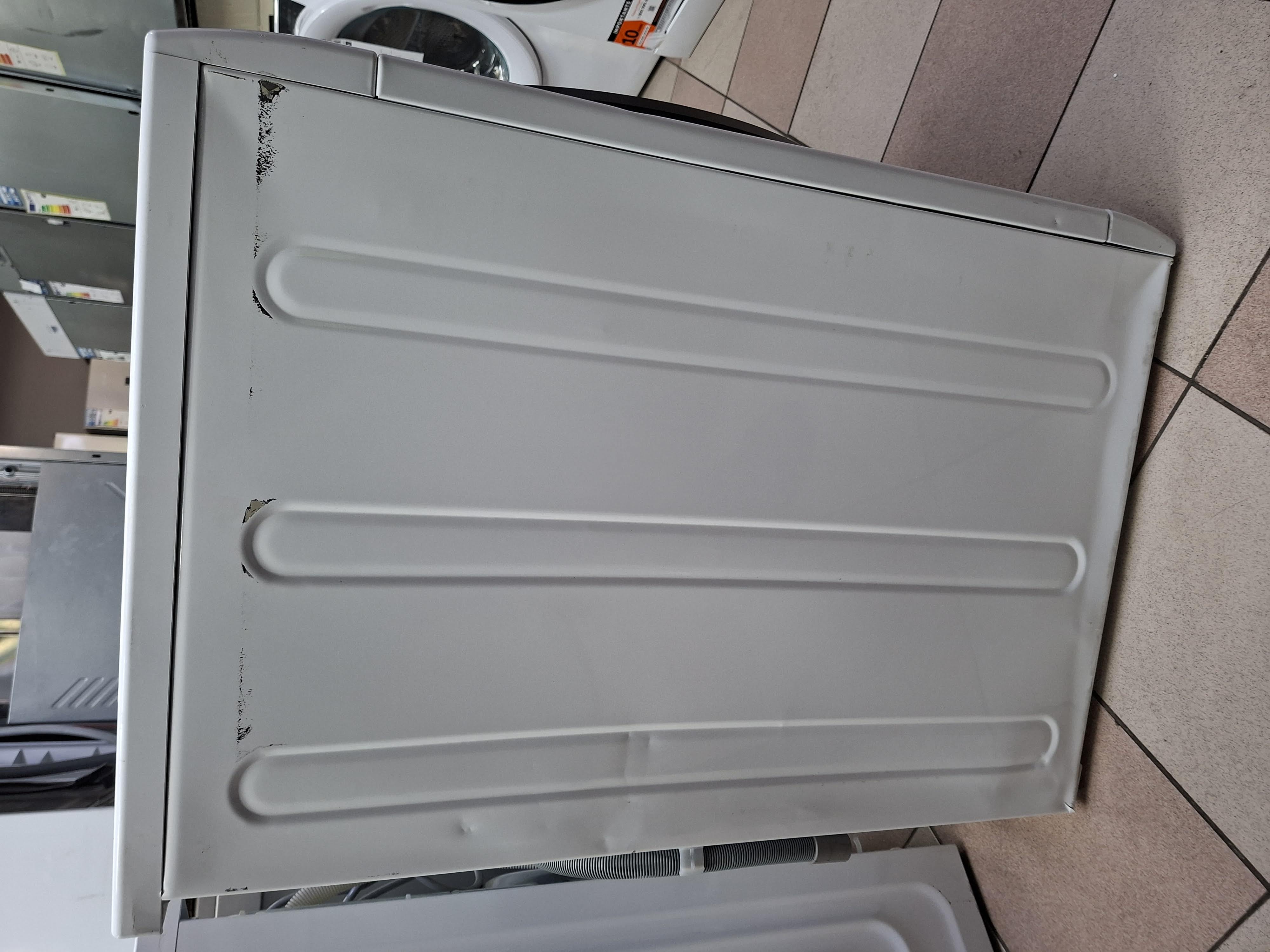 Ves masina Hotpoint Ariston NF86WK IT (2) , 8 kg.