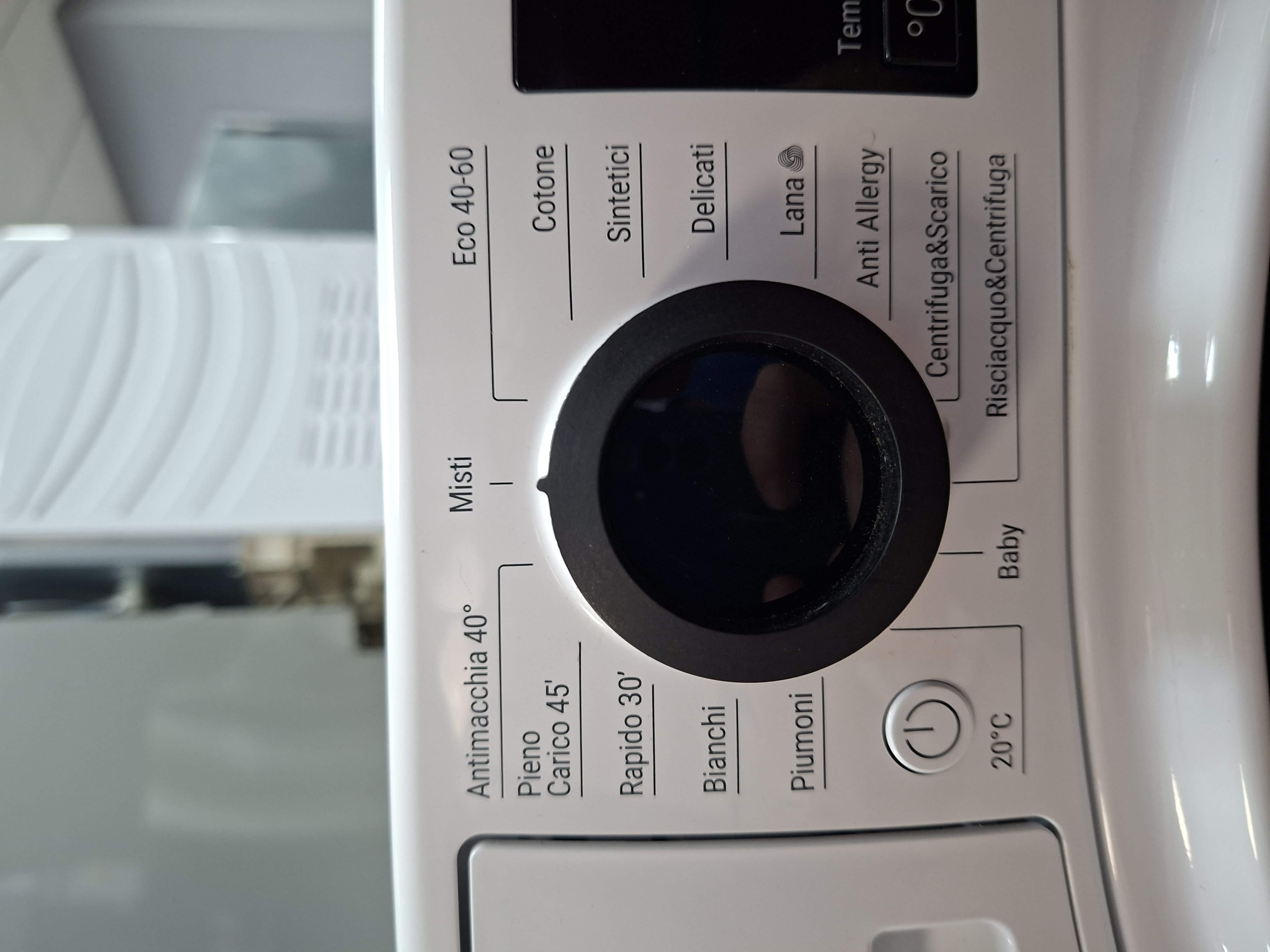 Ves masina Hotpoint Ariston NF86WK IT (2) , 8 kg.