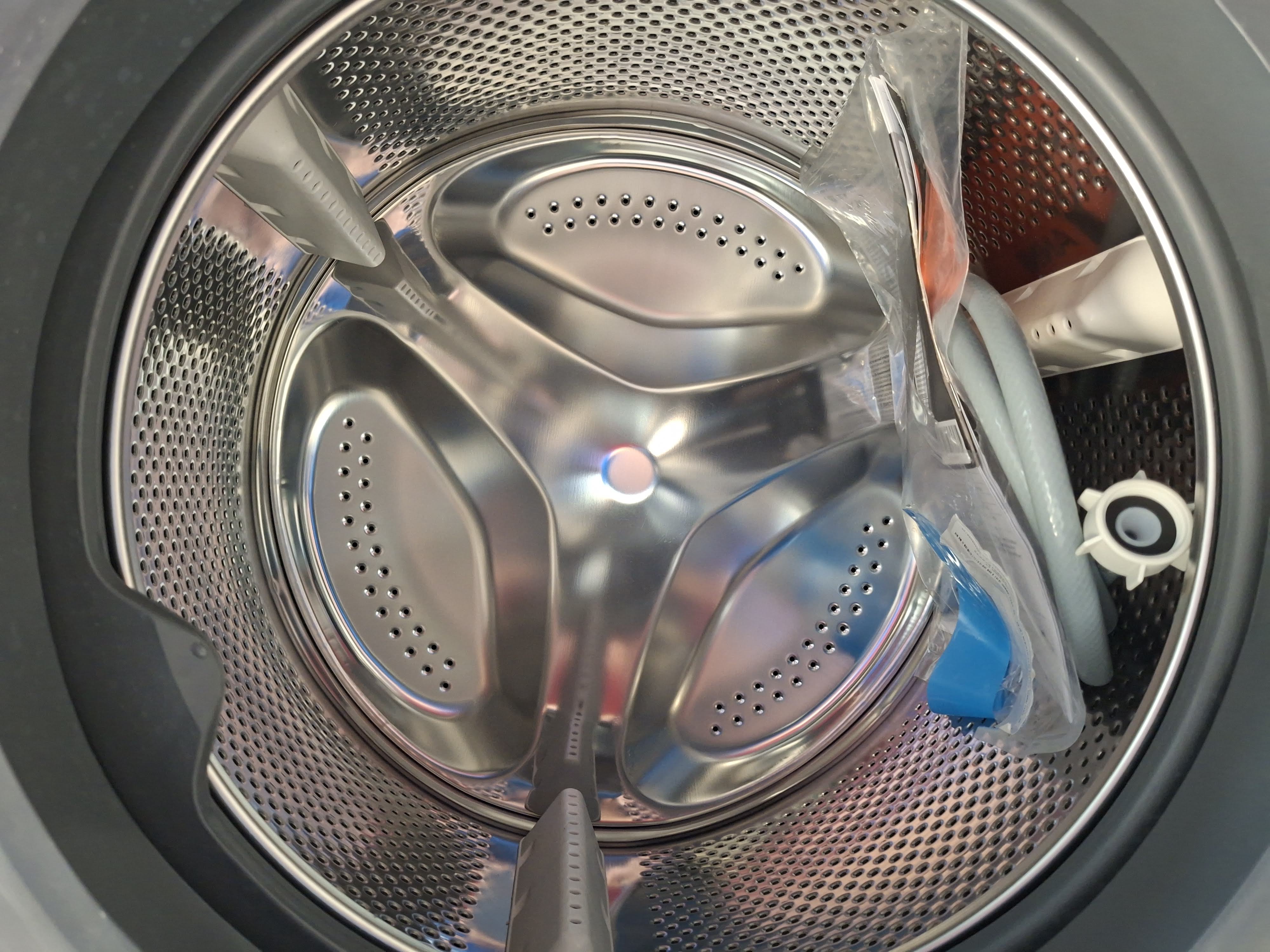 Ves masina Hotpoint Ariston NF86WK IT (2) , 8 kg.