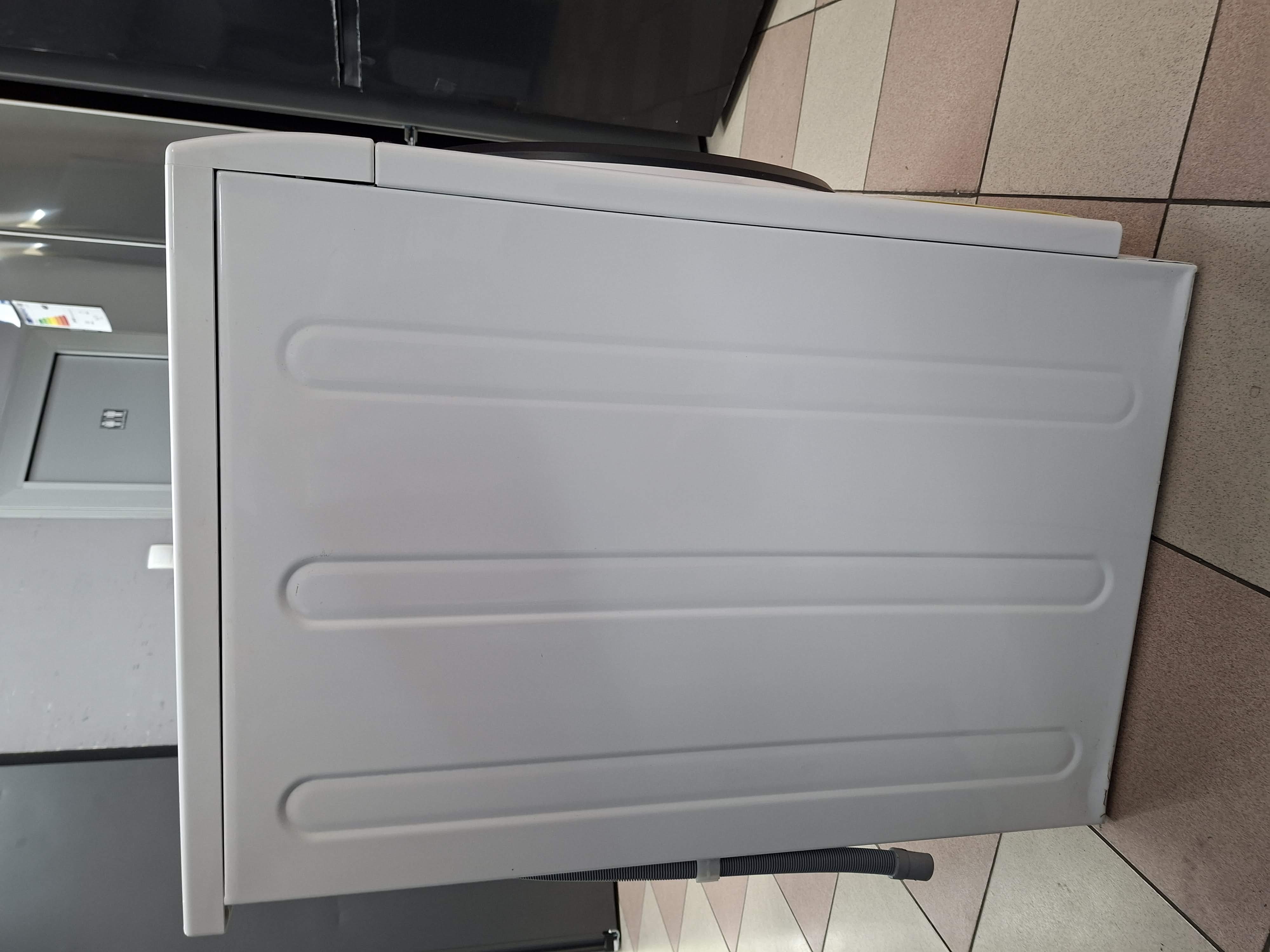 Ves masina Hotpoint Ariston NF86WK IT (2) , 8 kg.