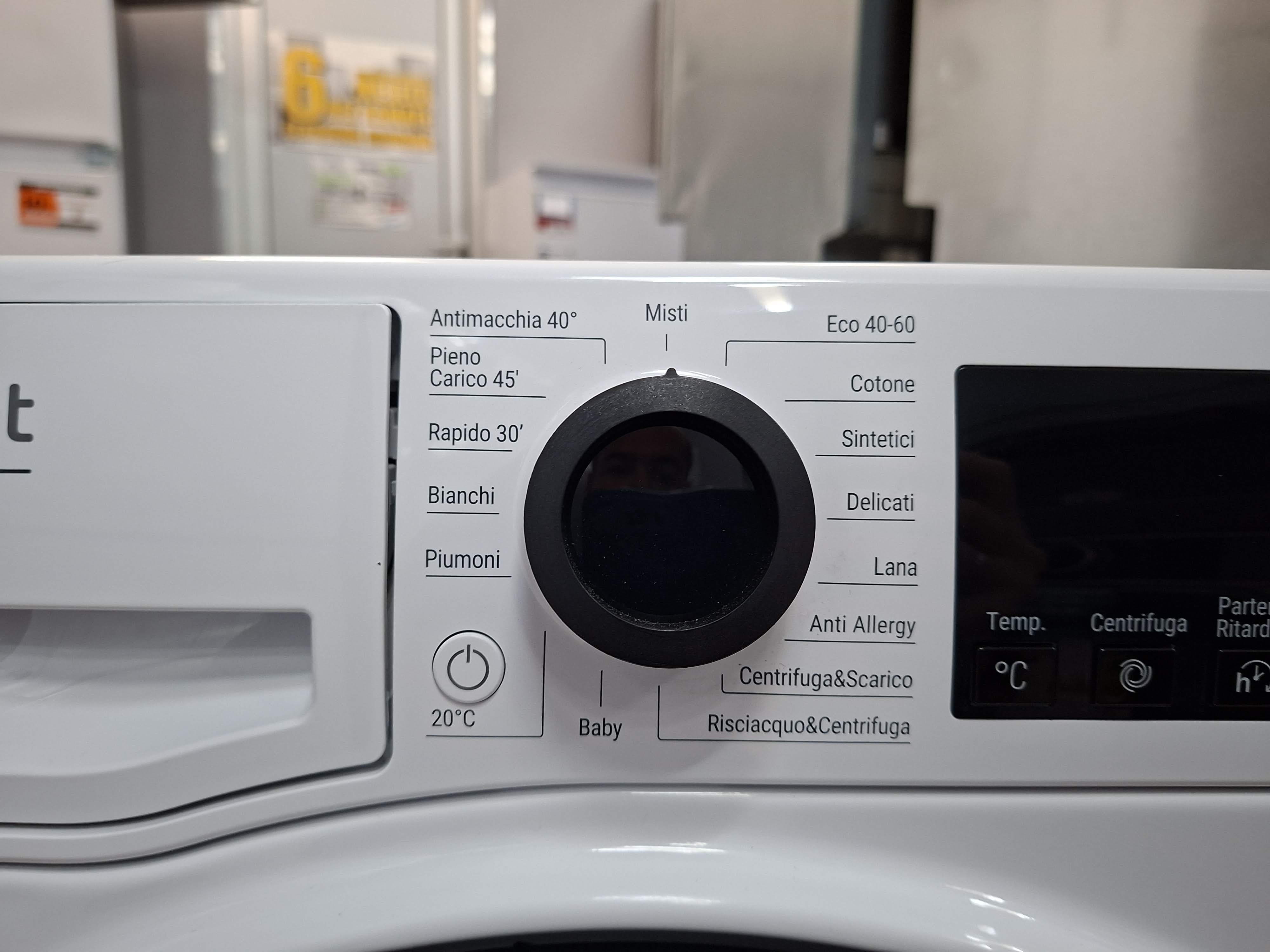 Ves masina Hotpoint Ariston NF97WK IT , 9 kg.