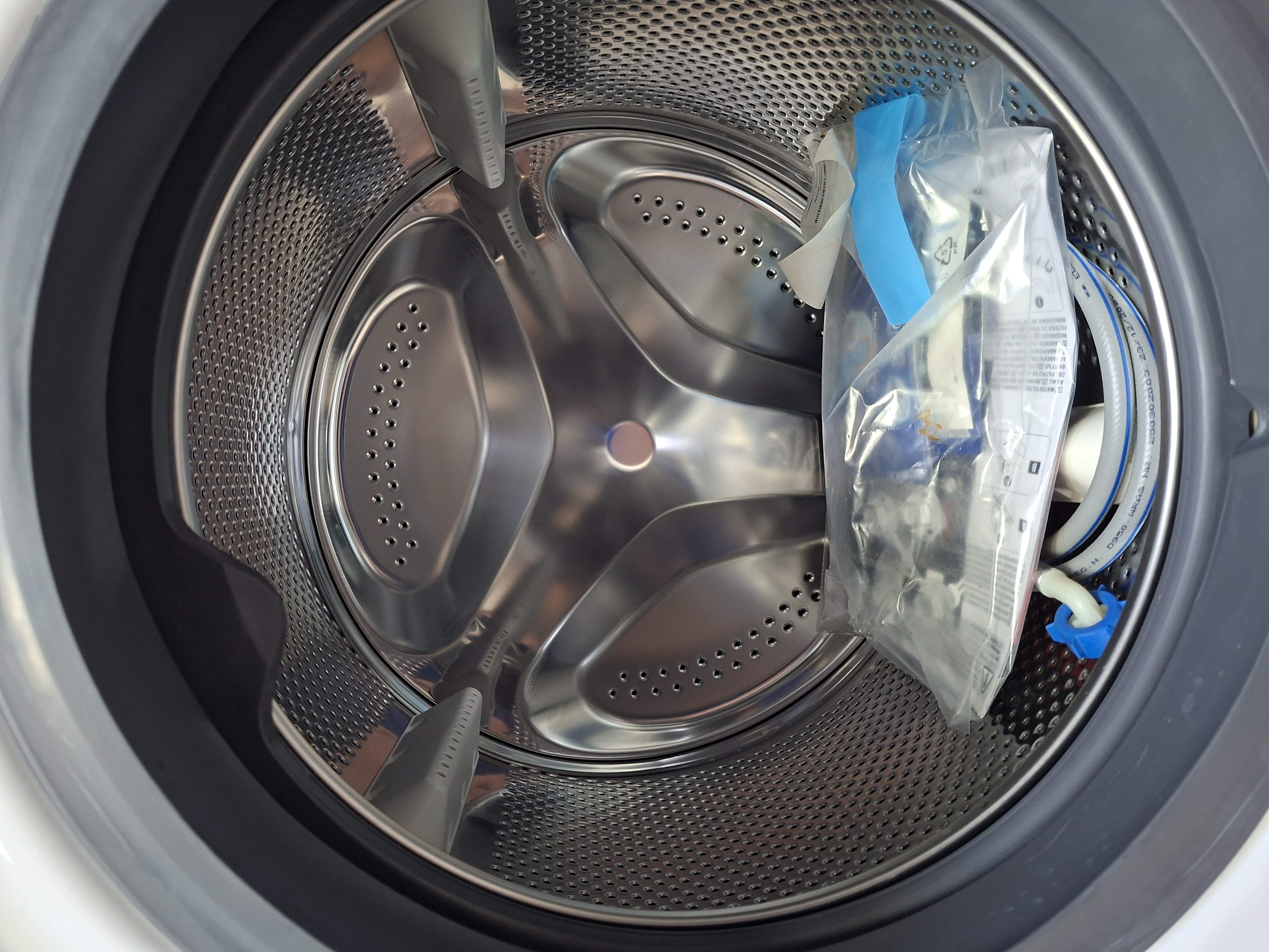 Ves masina Hotpoint Ariston NF97WK IT , 9 kg.