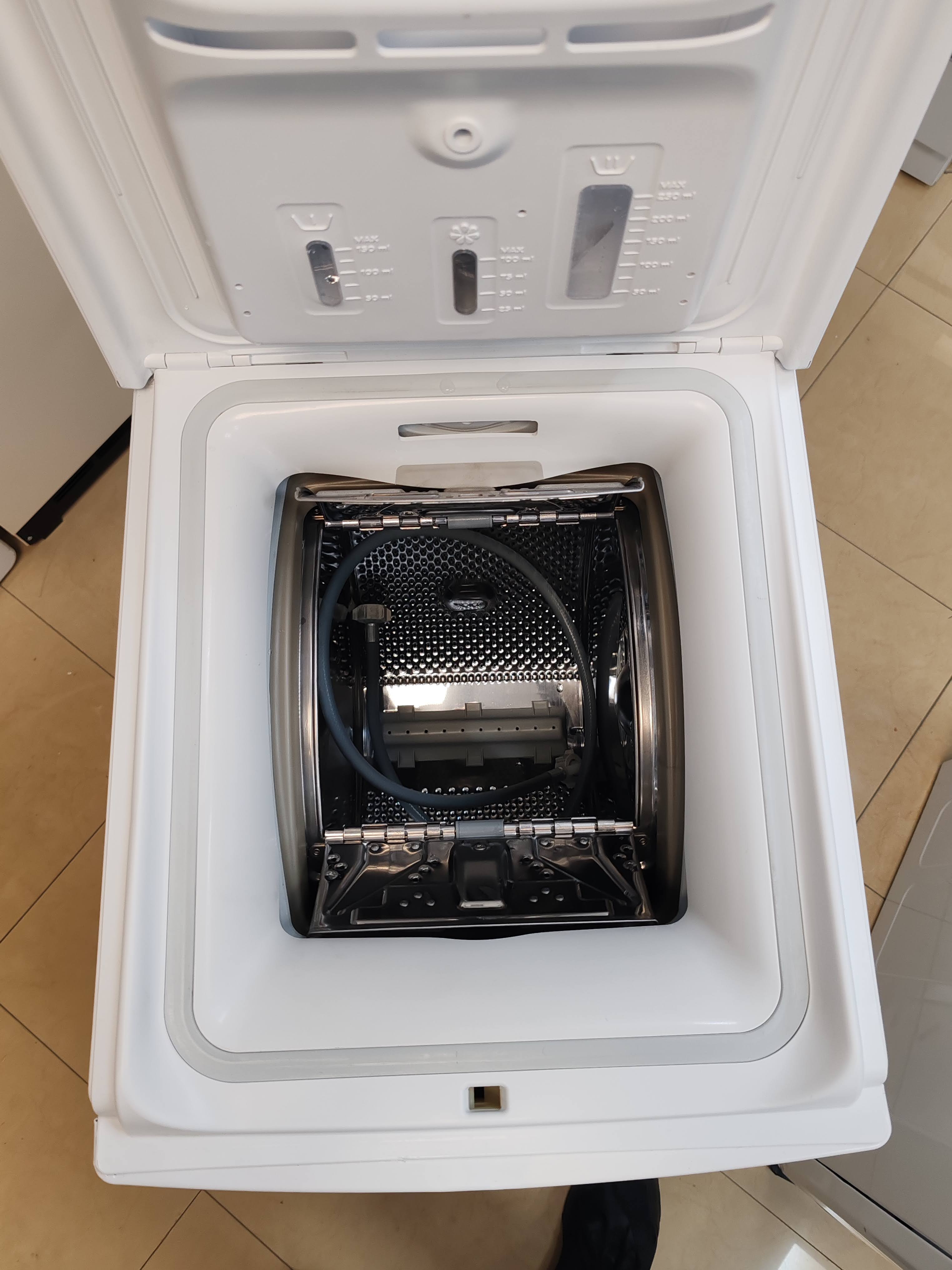 Veš mašina Hotpoint Ariston WMTG 625BS IT, 6 kg