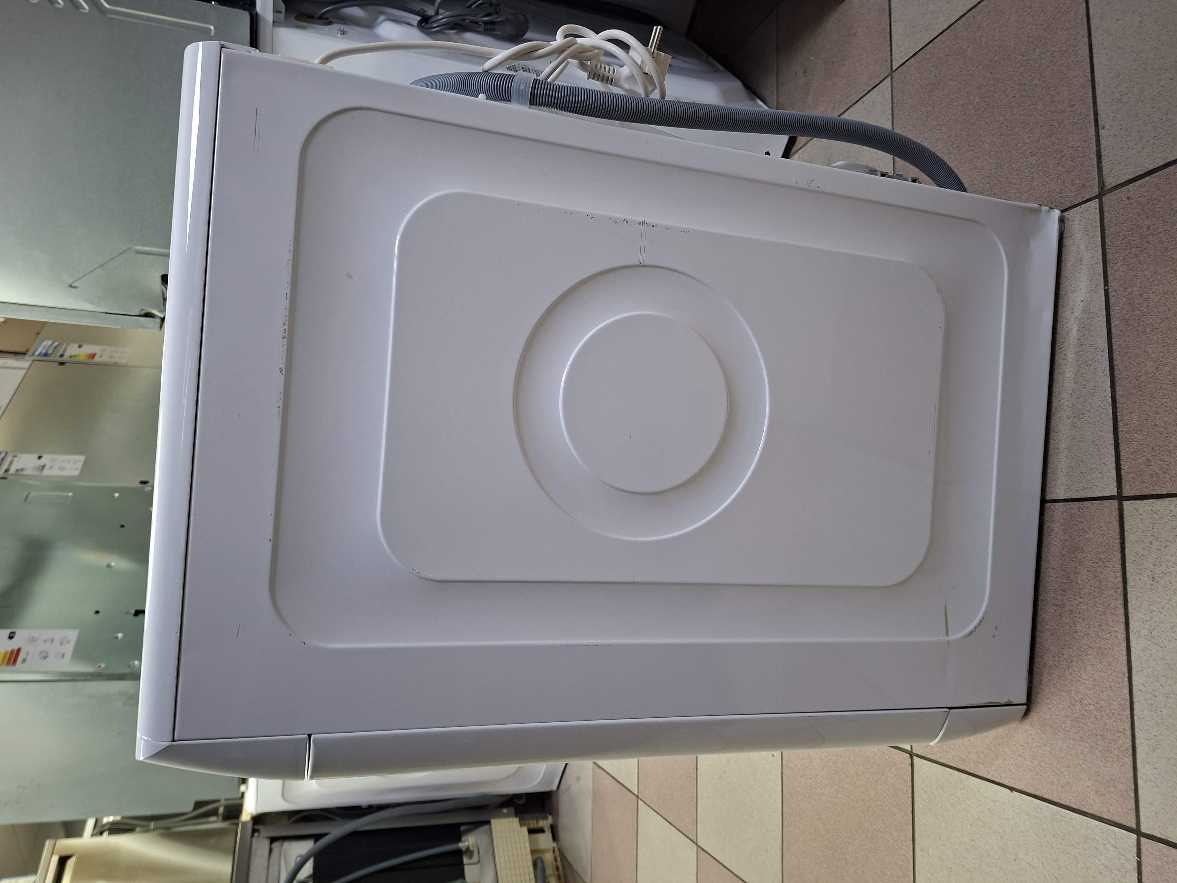 Veš mašina Indesit BWA 81496X WV IT , 8 kg.