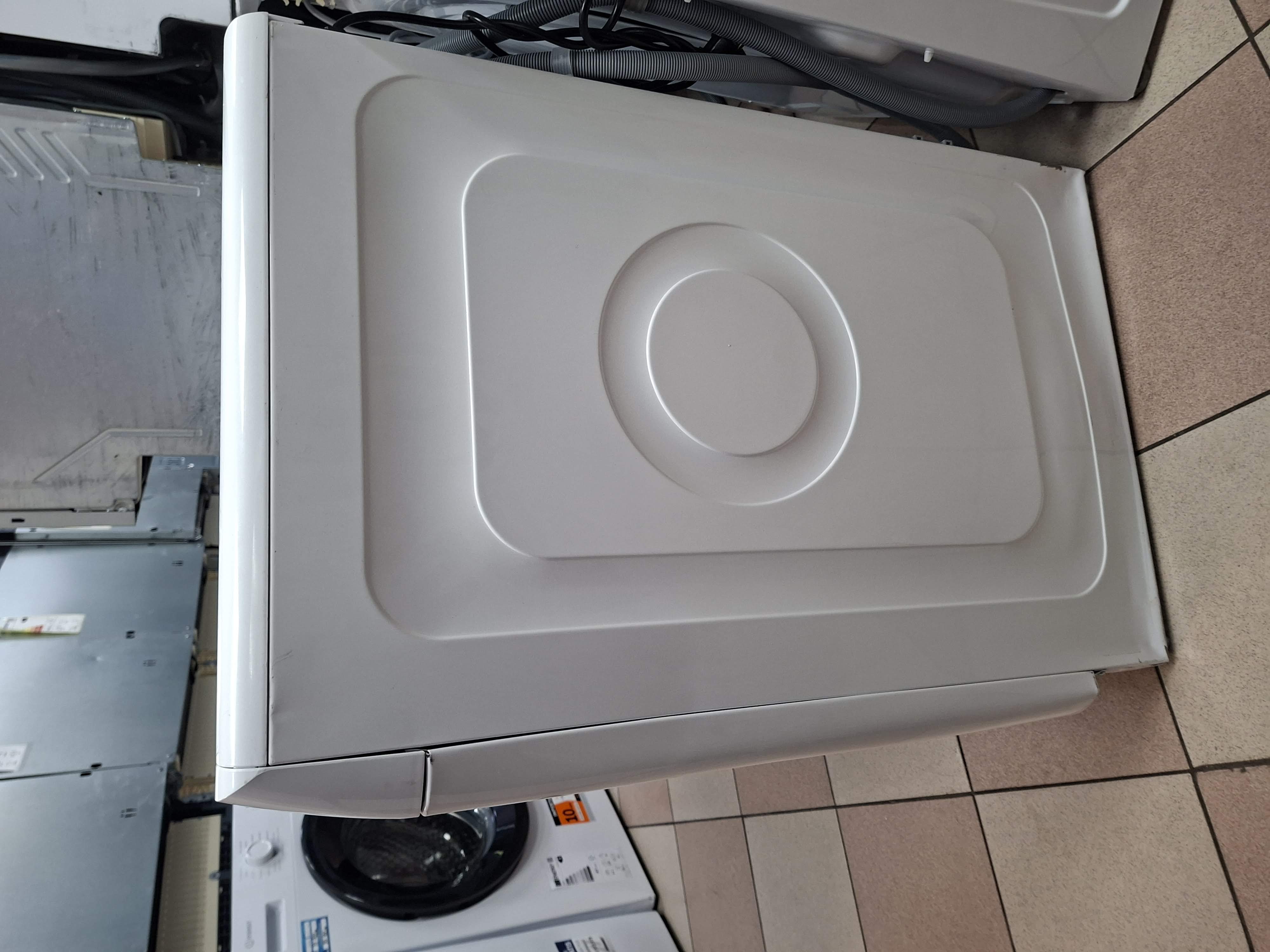 Veš mašina Indesit BWA 81496X WV IT , 8 kg.