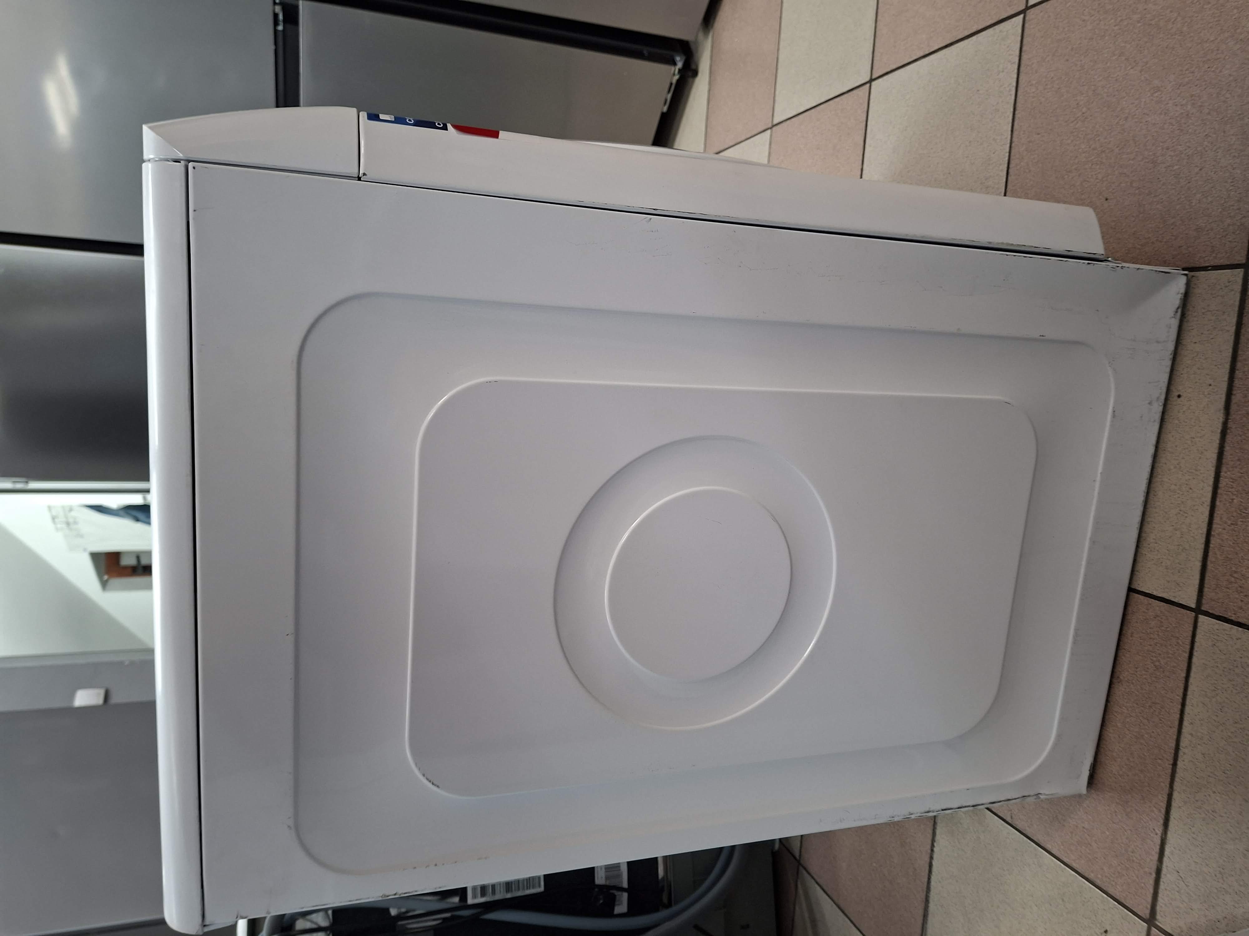 Veš mašina Indesit BWA 81496X WV IT , 8 kg.
