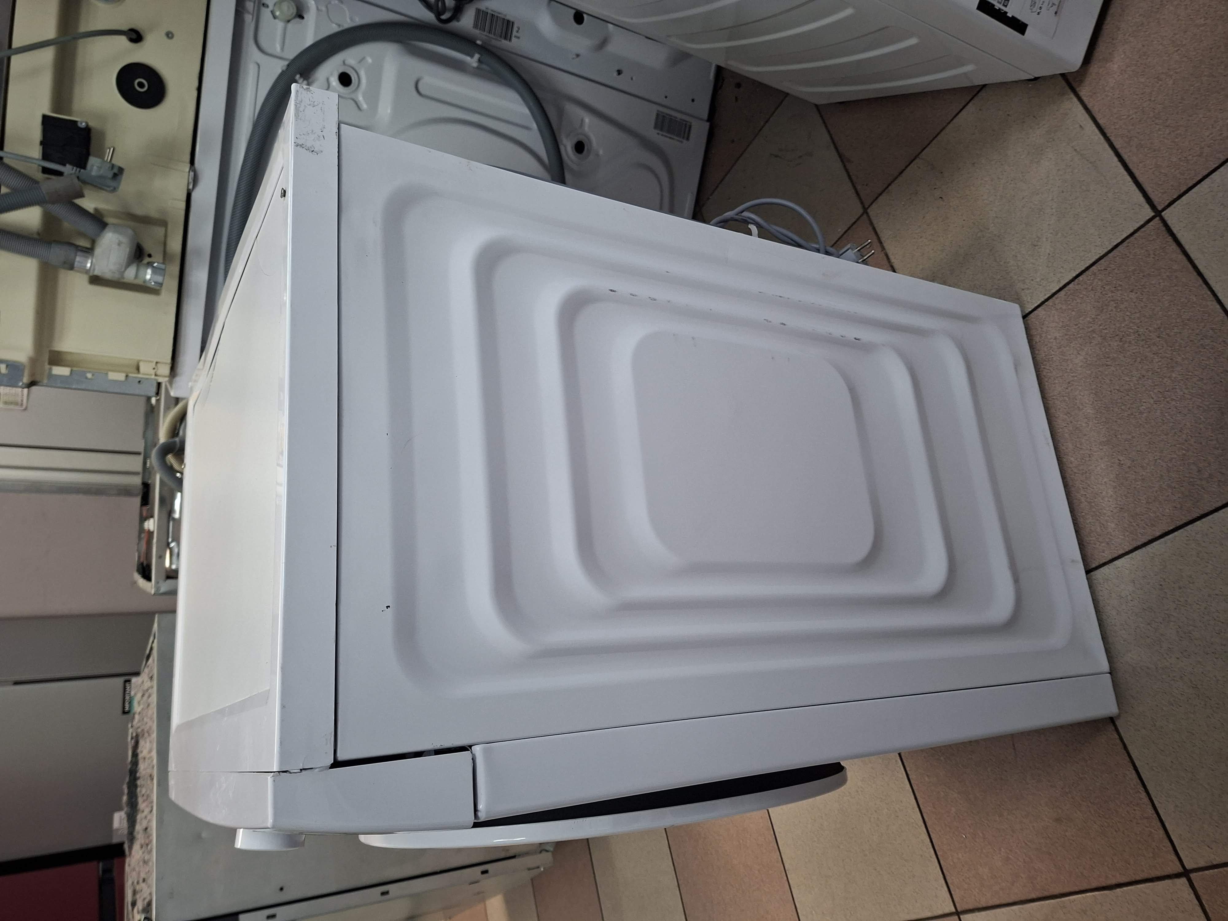 Veš mašina Indesit IM 862 MY TIME IT , 8 kg.