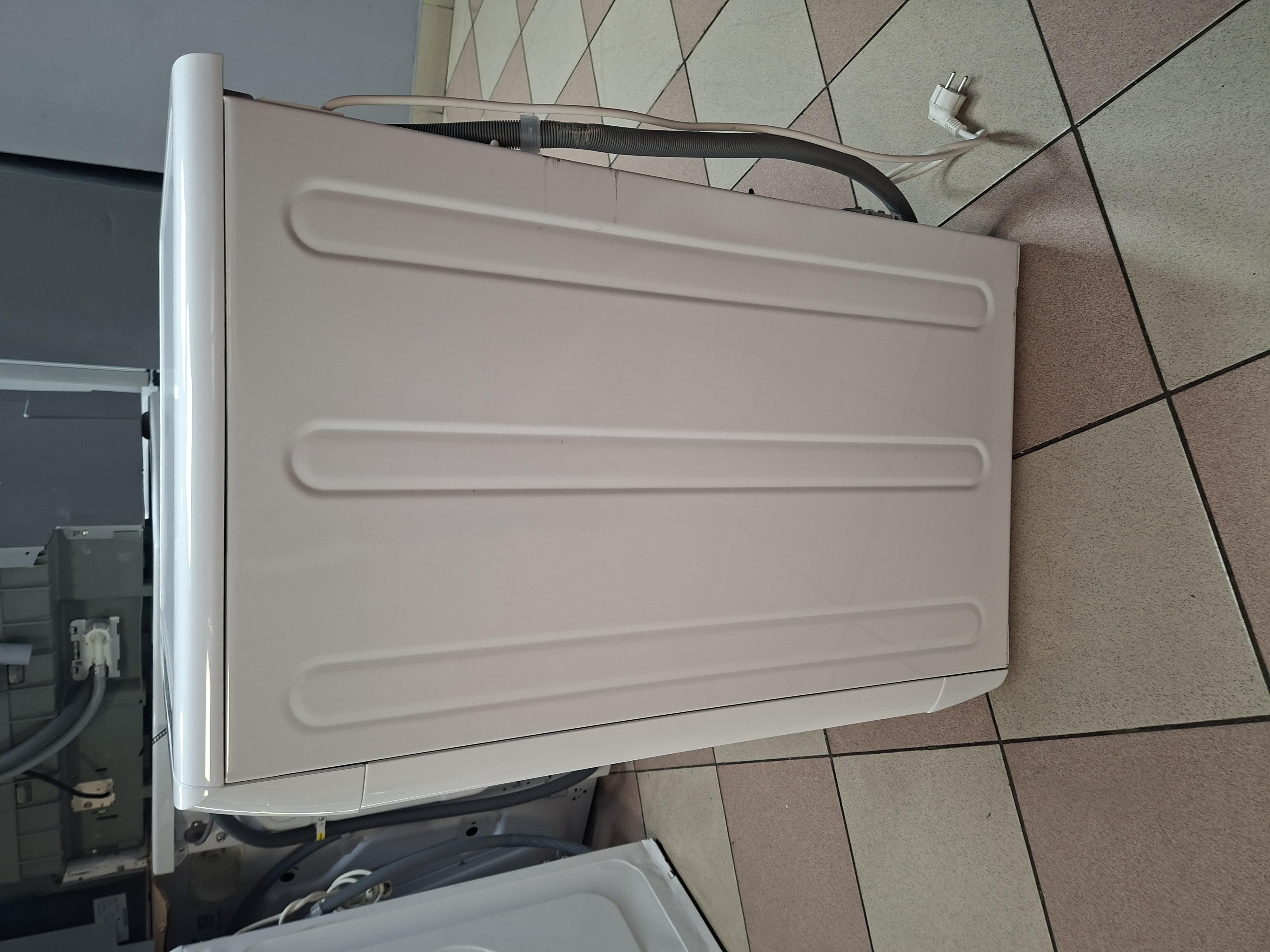 Veš mašina Indesit MTWC 71296 W IT , 7 kg.