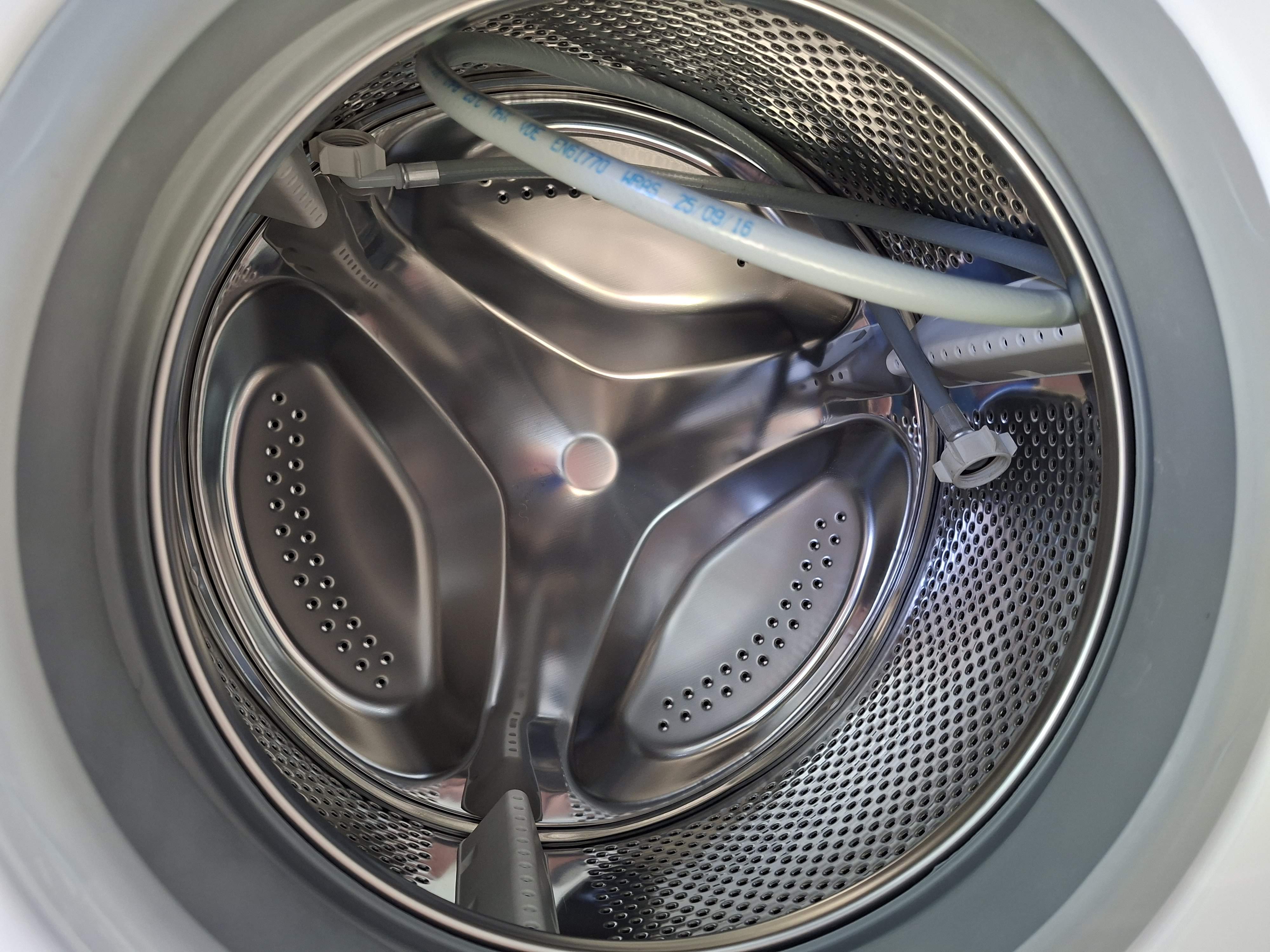 Veš mašina Indesit MTWC 71296 W IT , 7 kg.