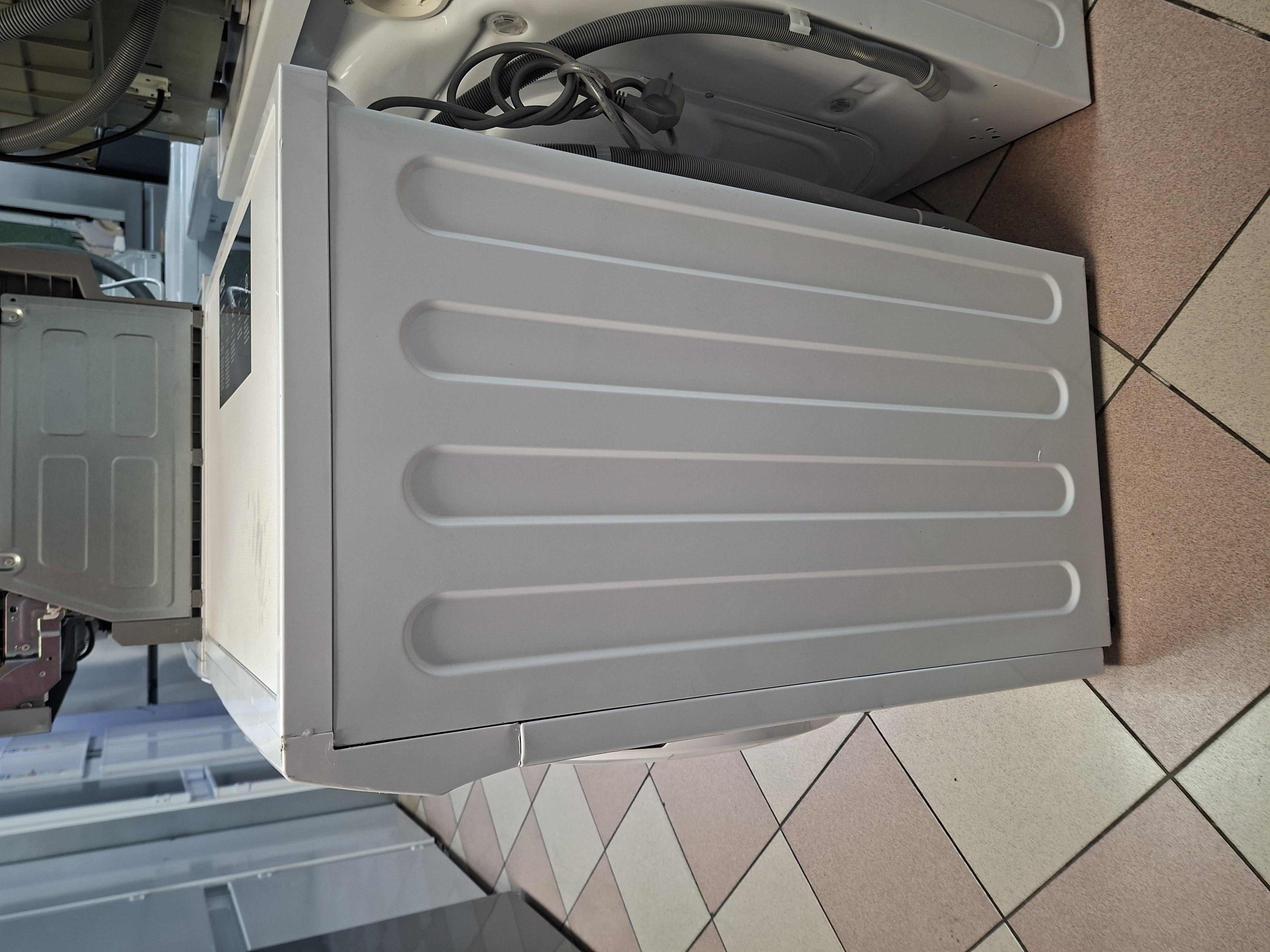 Veš mašina Koenic KWM 7152 A INV , 7 kg.