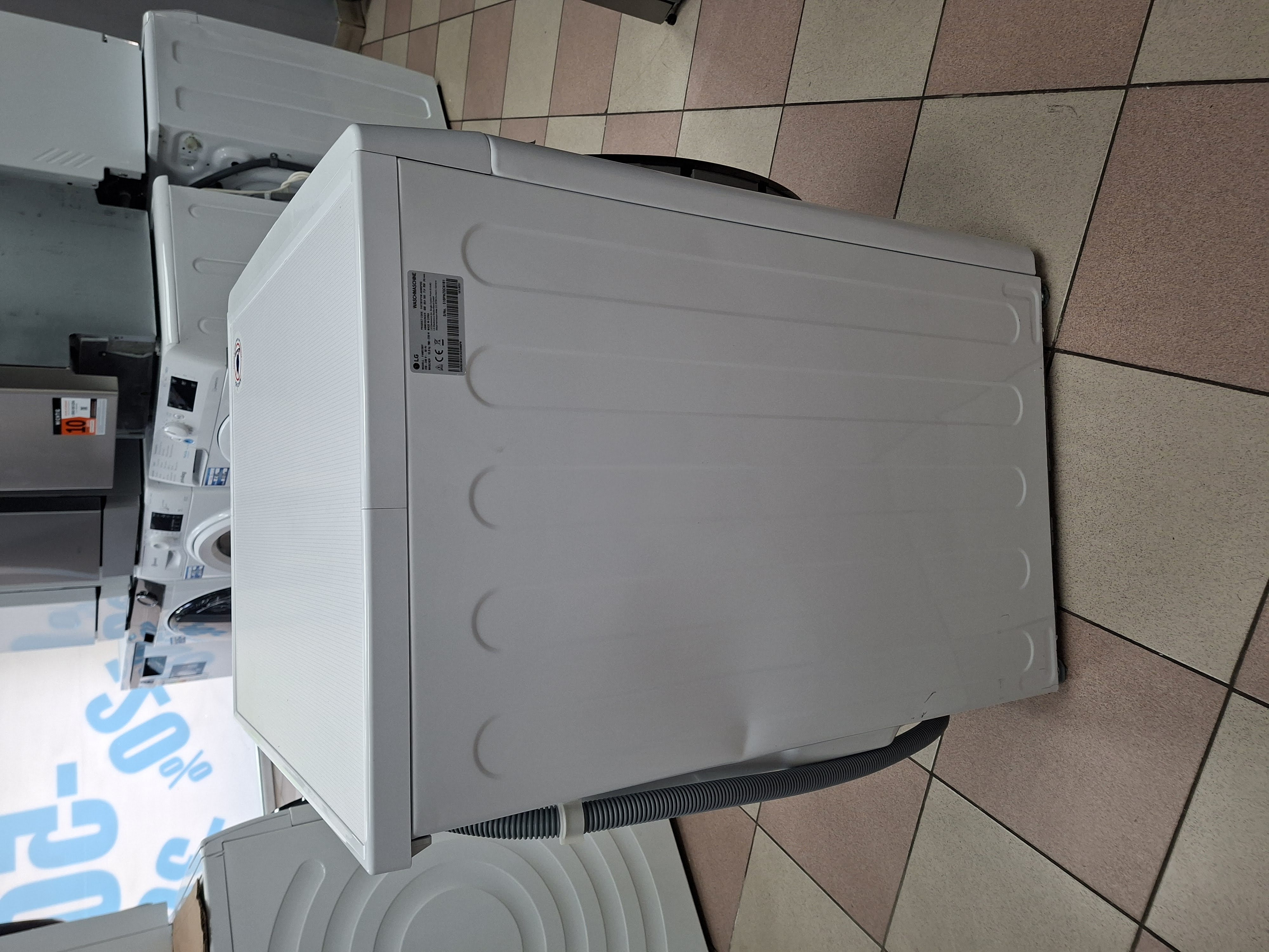 Veš mašina LG F4WR700Y , 10 kg