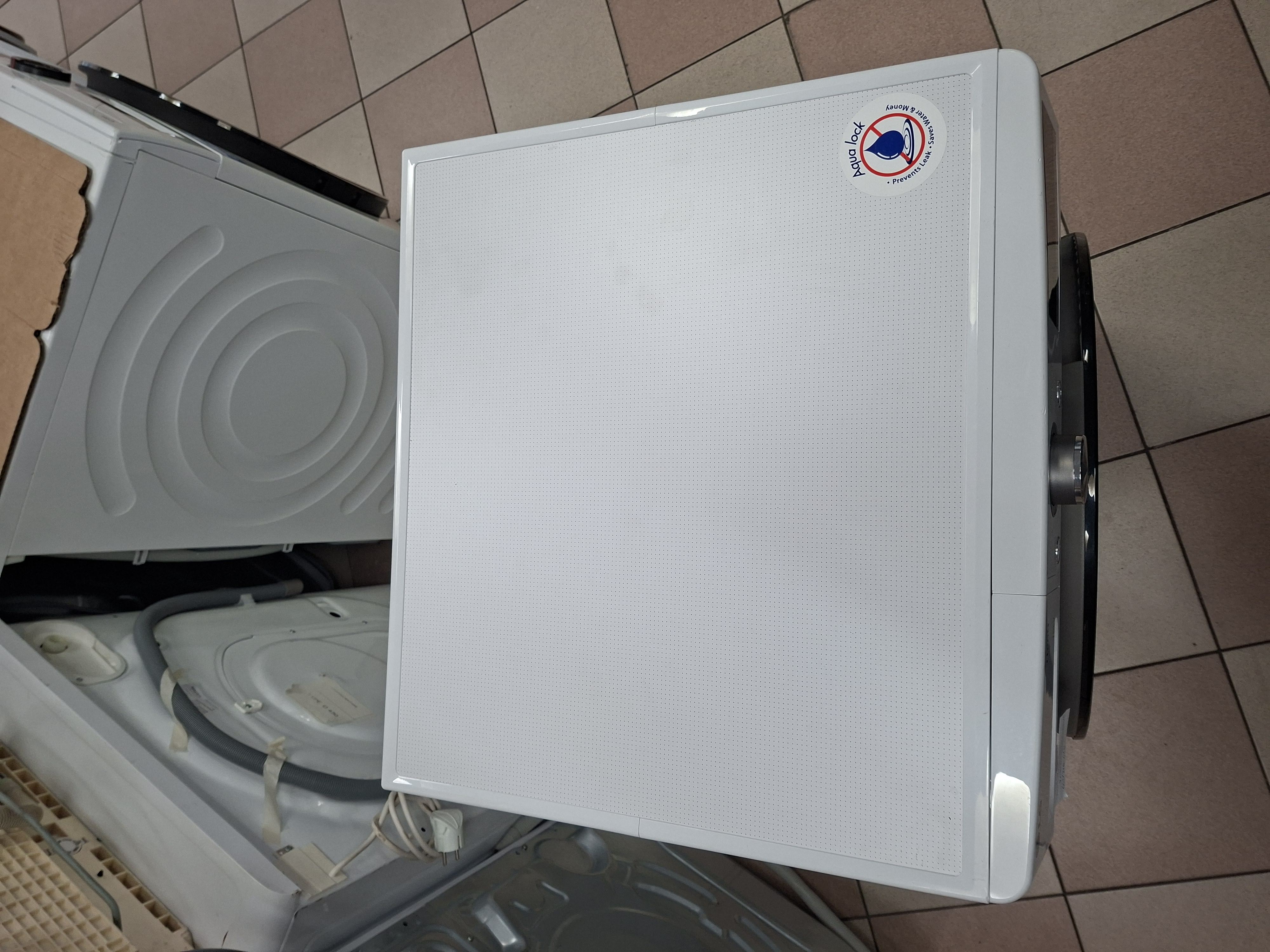 Veš mašina LG F4WR700Y , 10 kg
