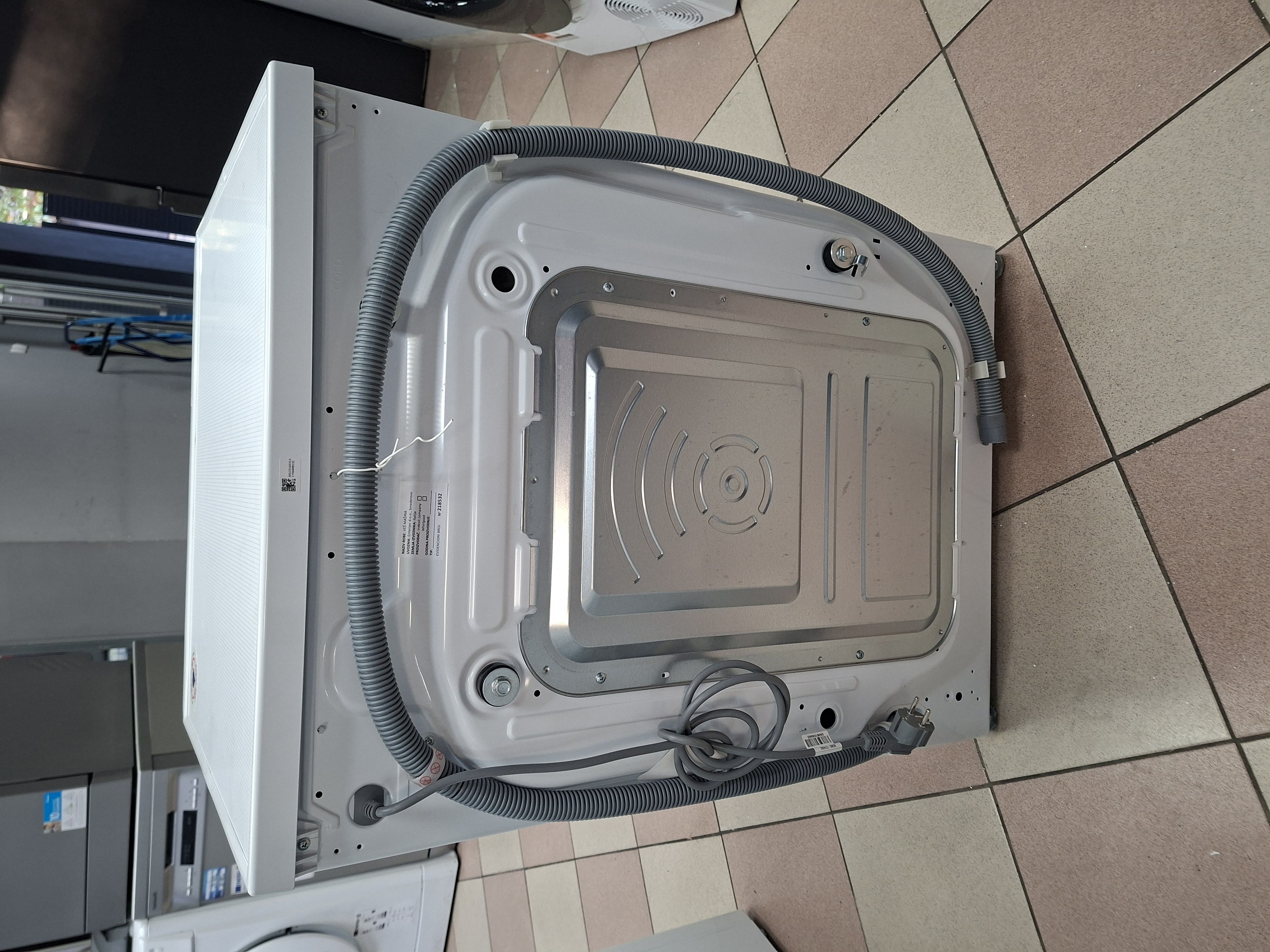 Veš mašina LG F4WR700Y , 10 kg