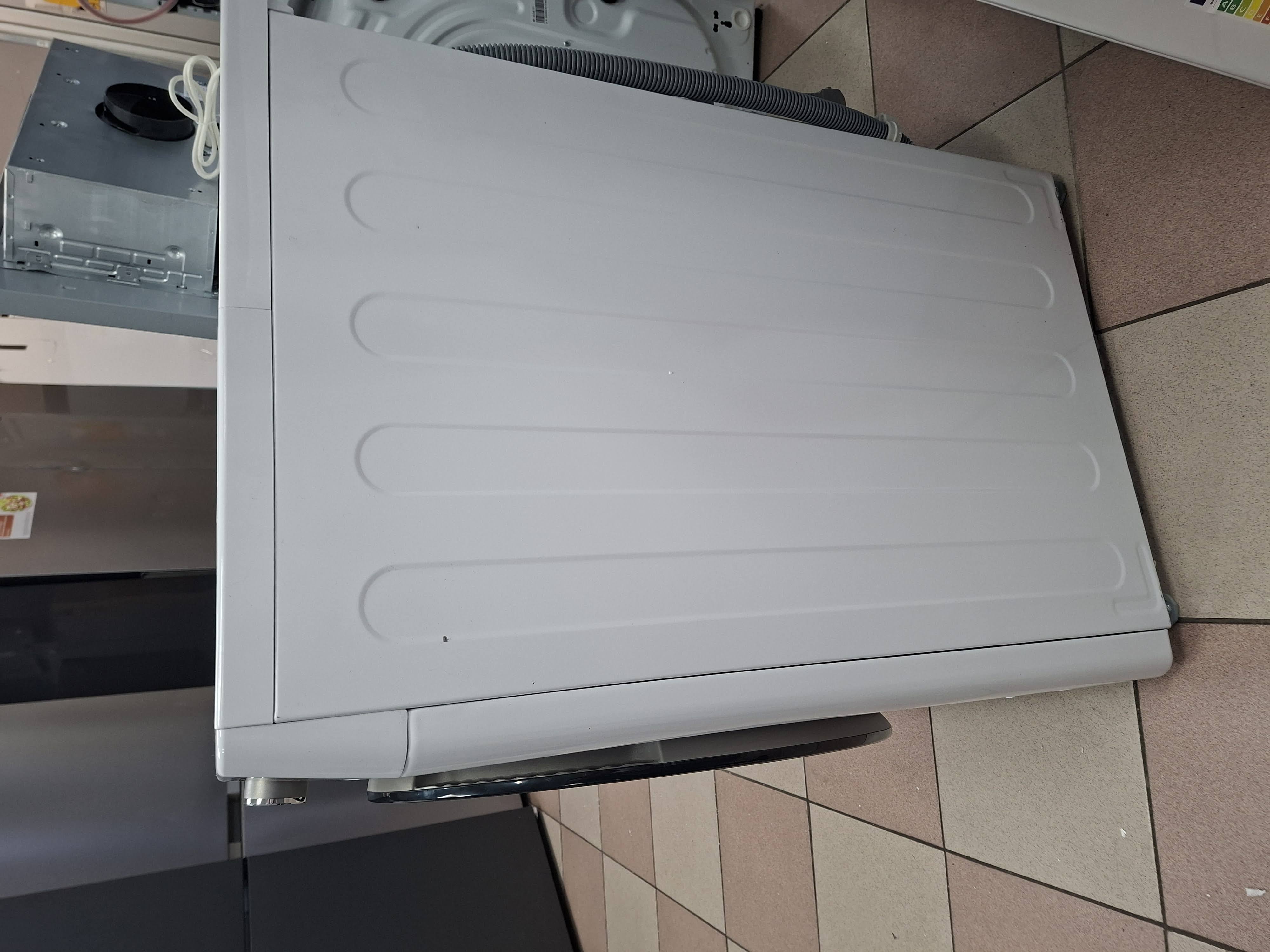 Veš mašina LG F4WR700Y , 10 kg