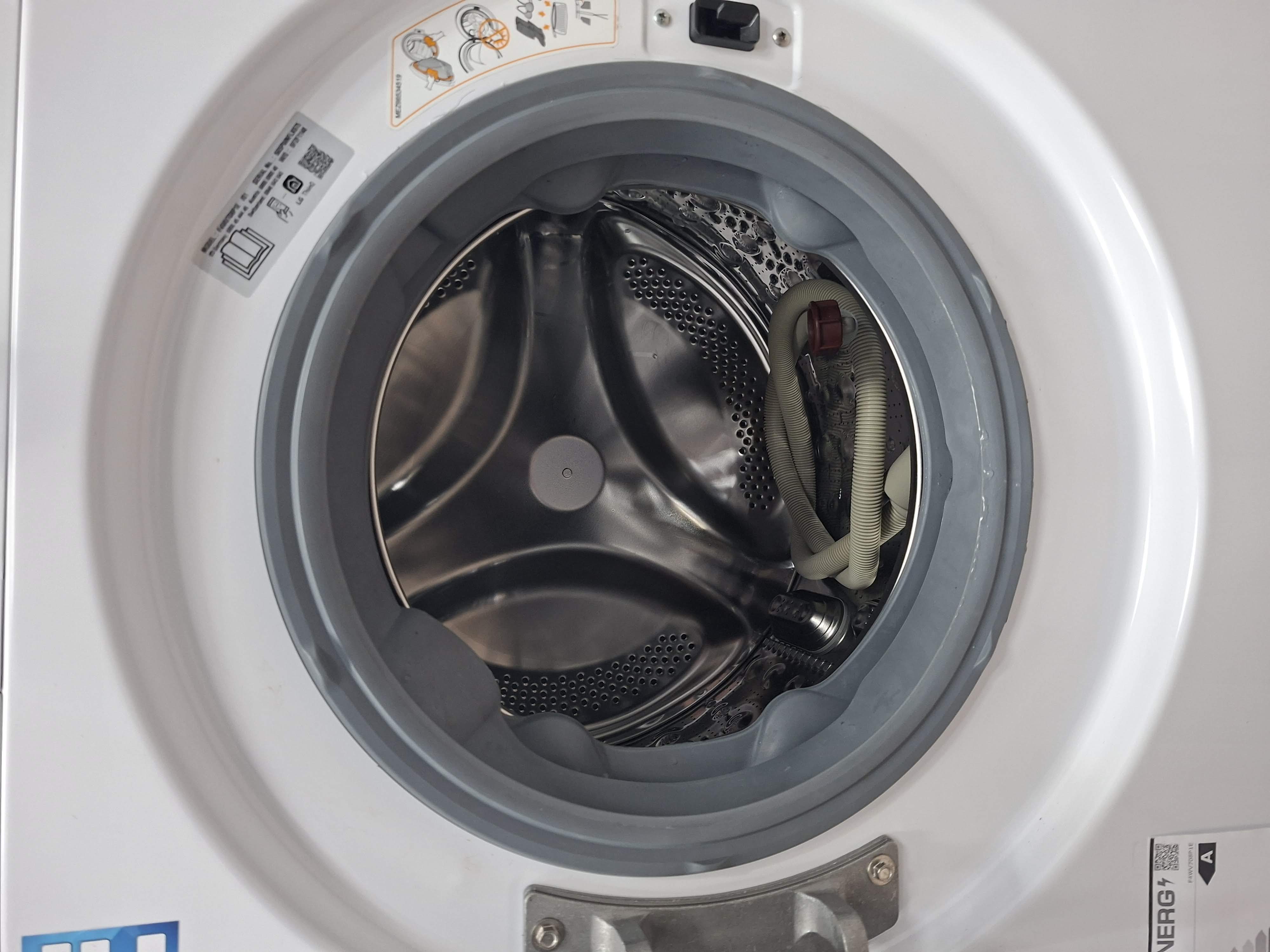 Veš mašina LG F4WV708P1E , 8 kg