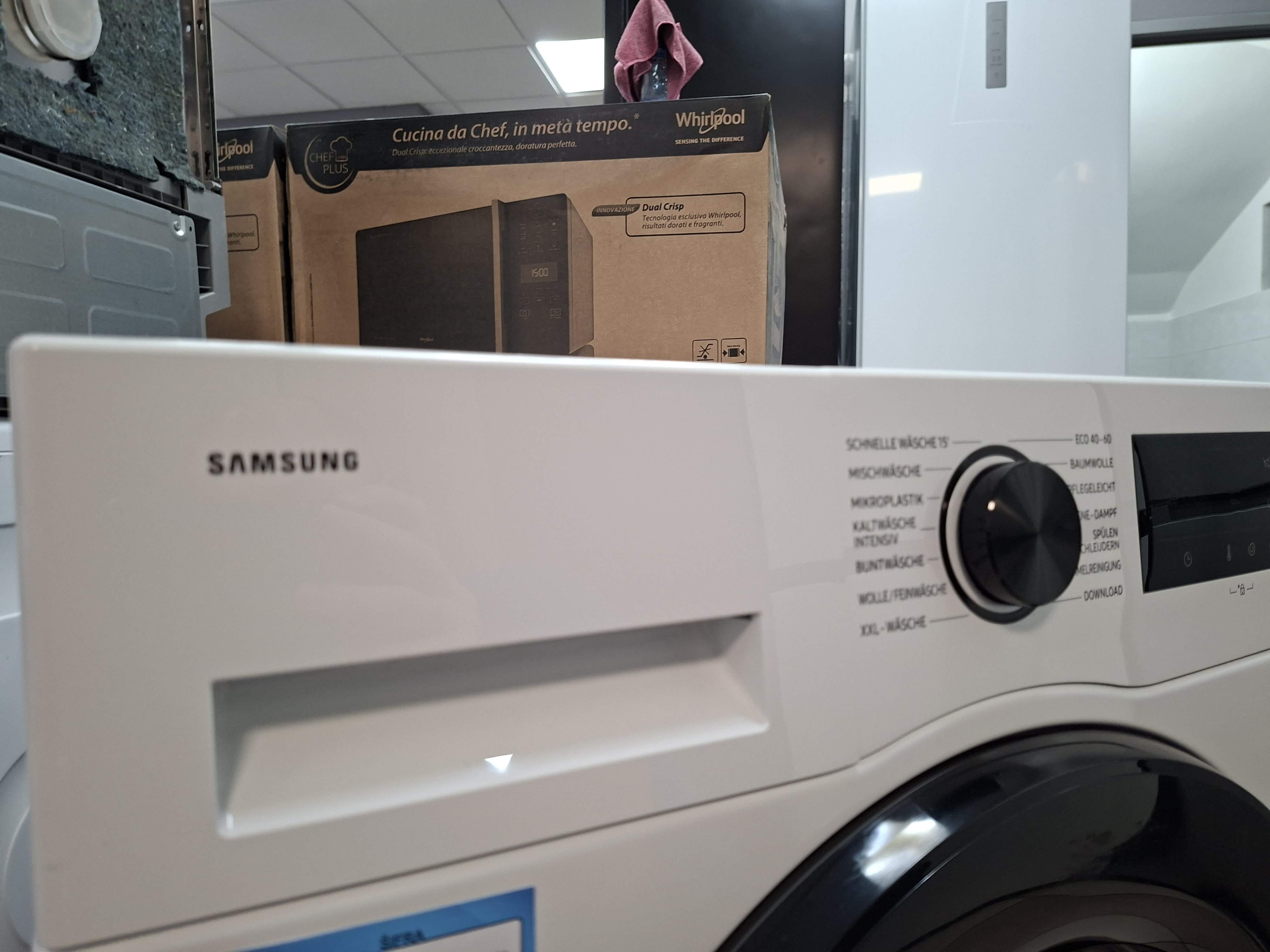 Veš mašina Samsung WW8ECGC04AAE , 8 kg