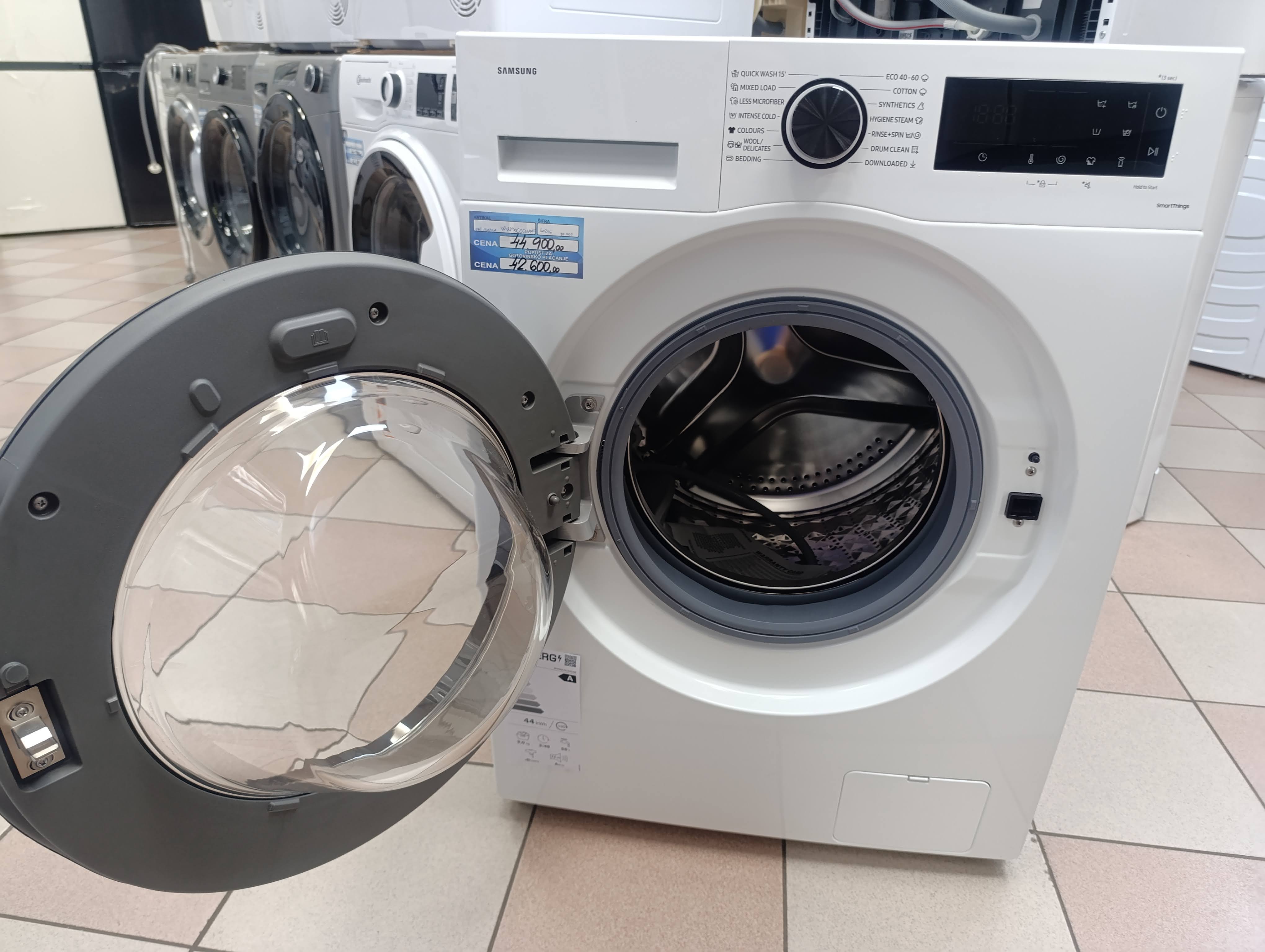Veš mašina Samsung WW90CGC04DAE , 9 kg