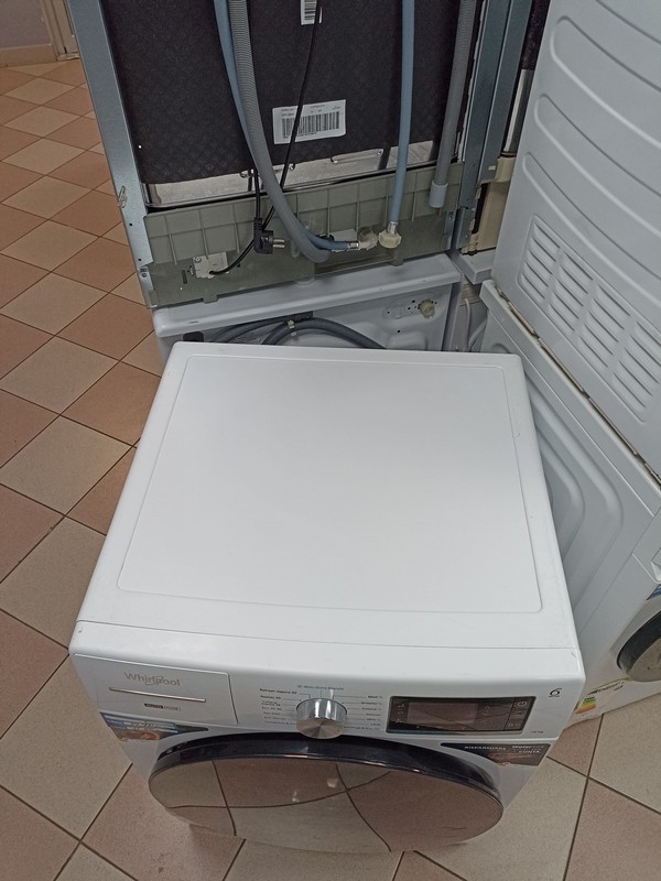 Veš mašina Whirlpool W8 W046WR IT, 10kg