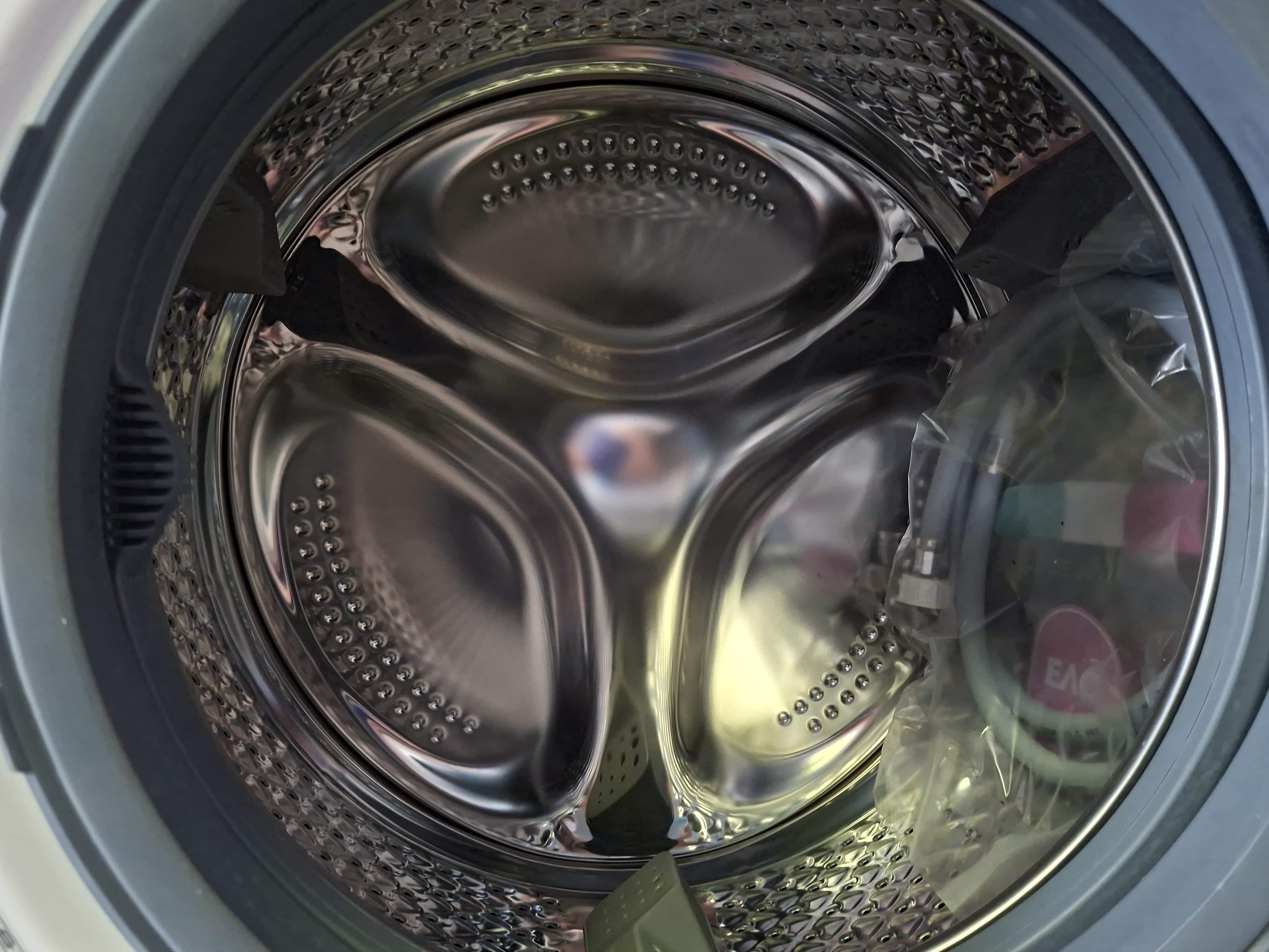 Veš mašina Whirlpool  WAM 762WB IT  , 7 kg.