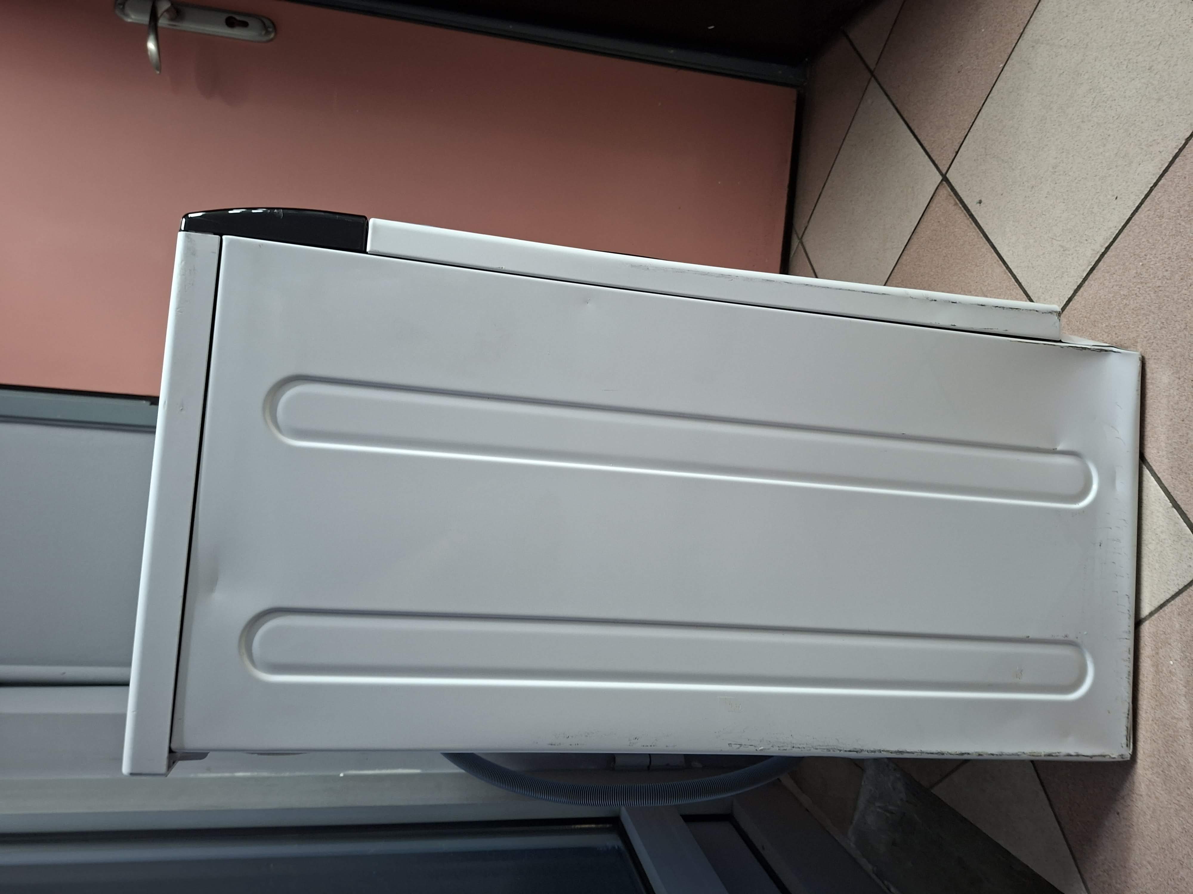 Veš mašina Whirlpool WSB 725 K IT, 7kg, slim
