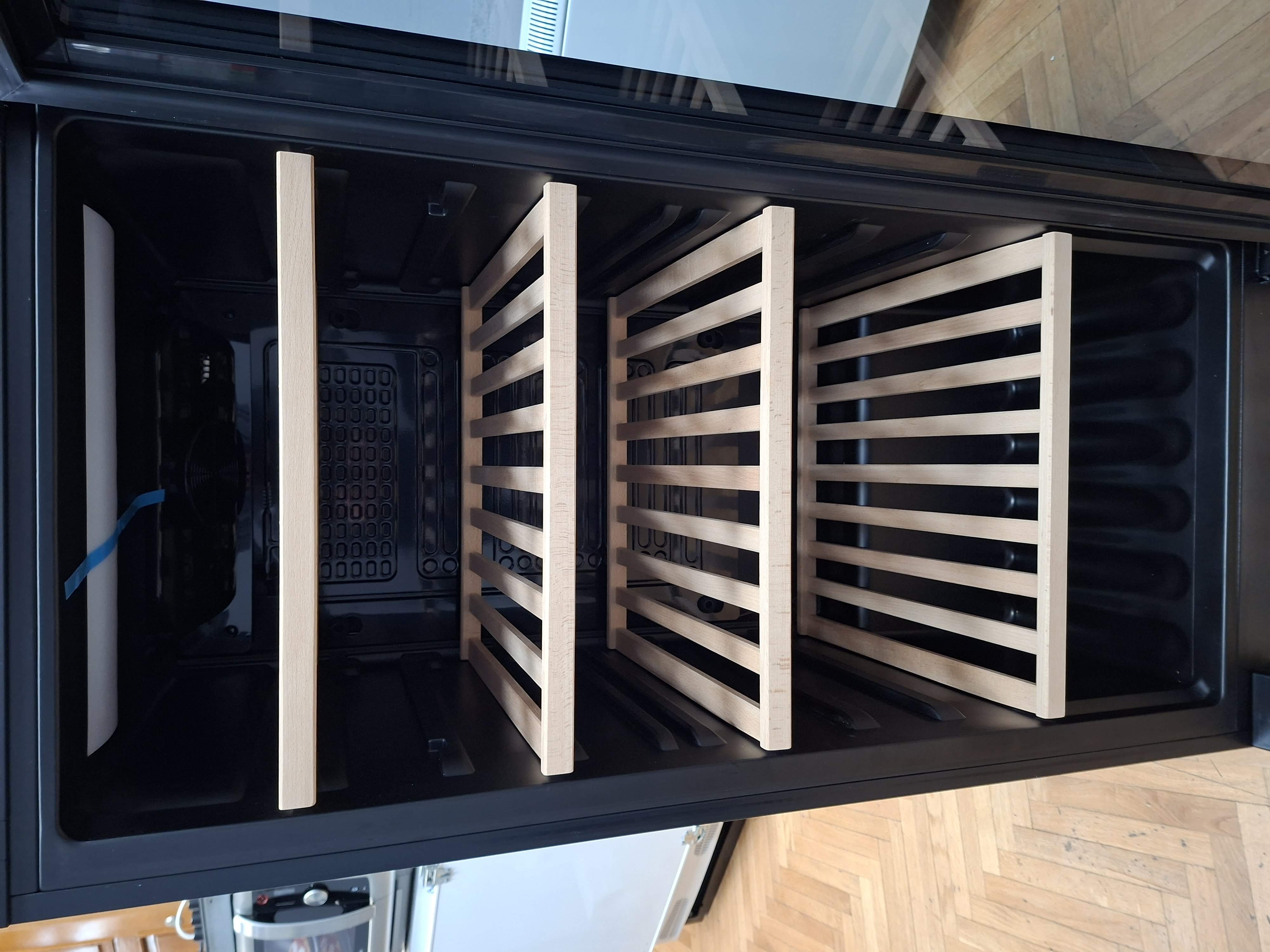 Vinska Vitrina Haier WS120GA , 117 Boca