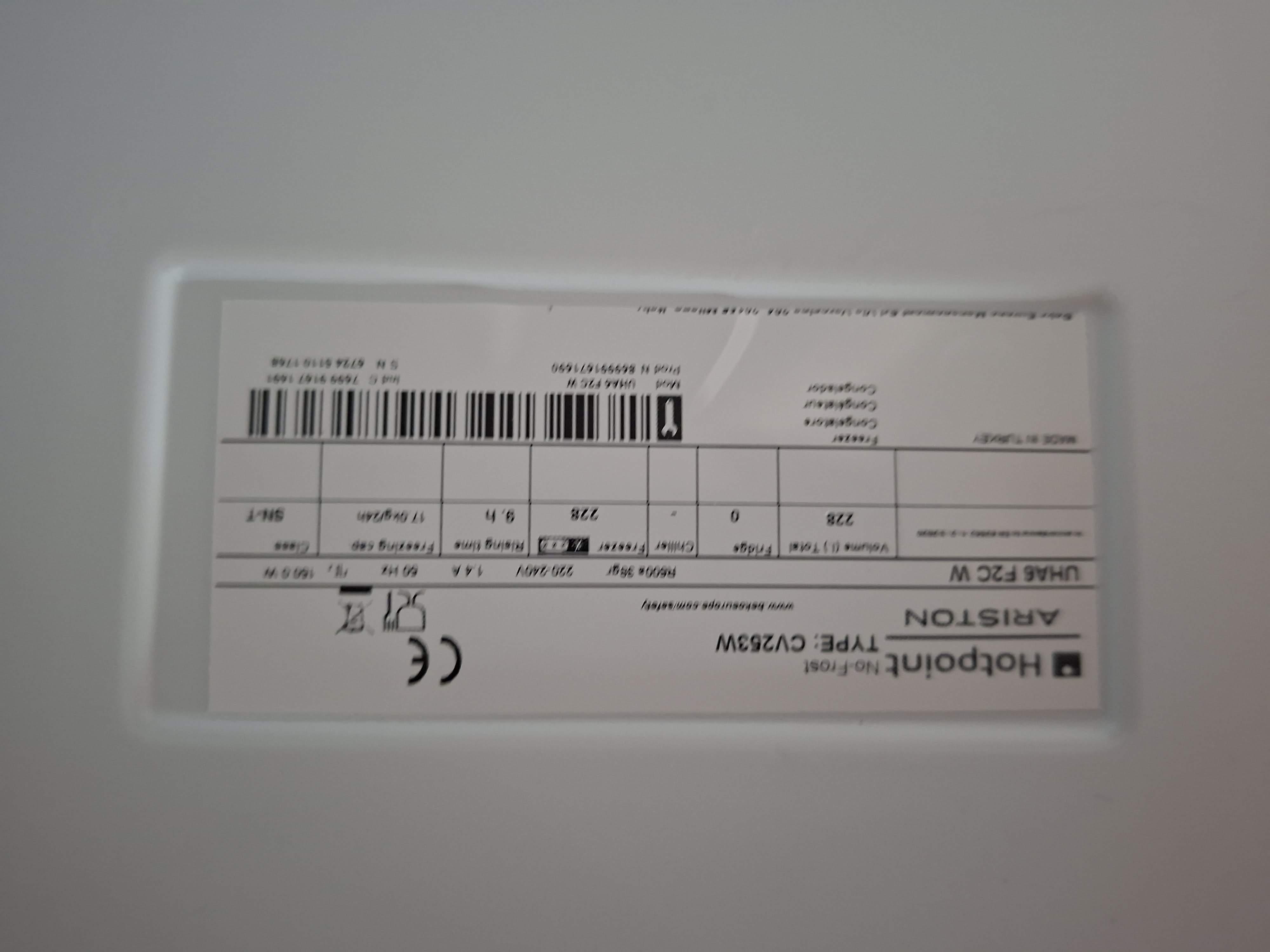 Zamrzicač Hotpoint Ariston UHA6 F2C W , 167 cm.