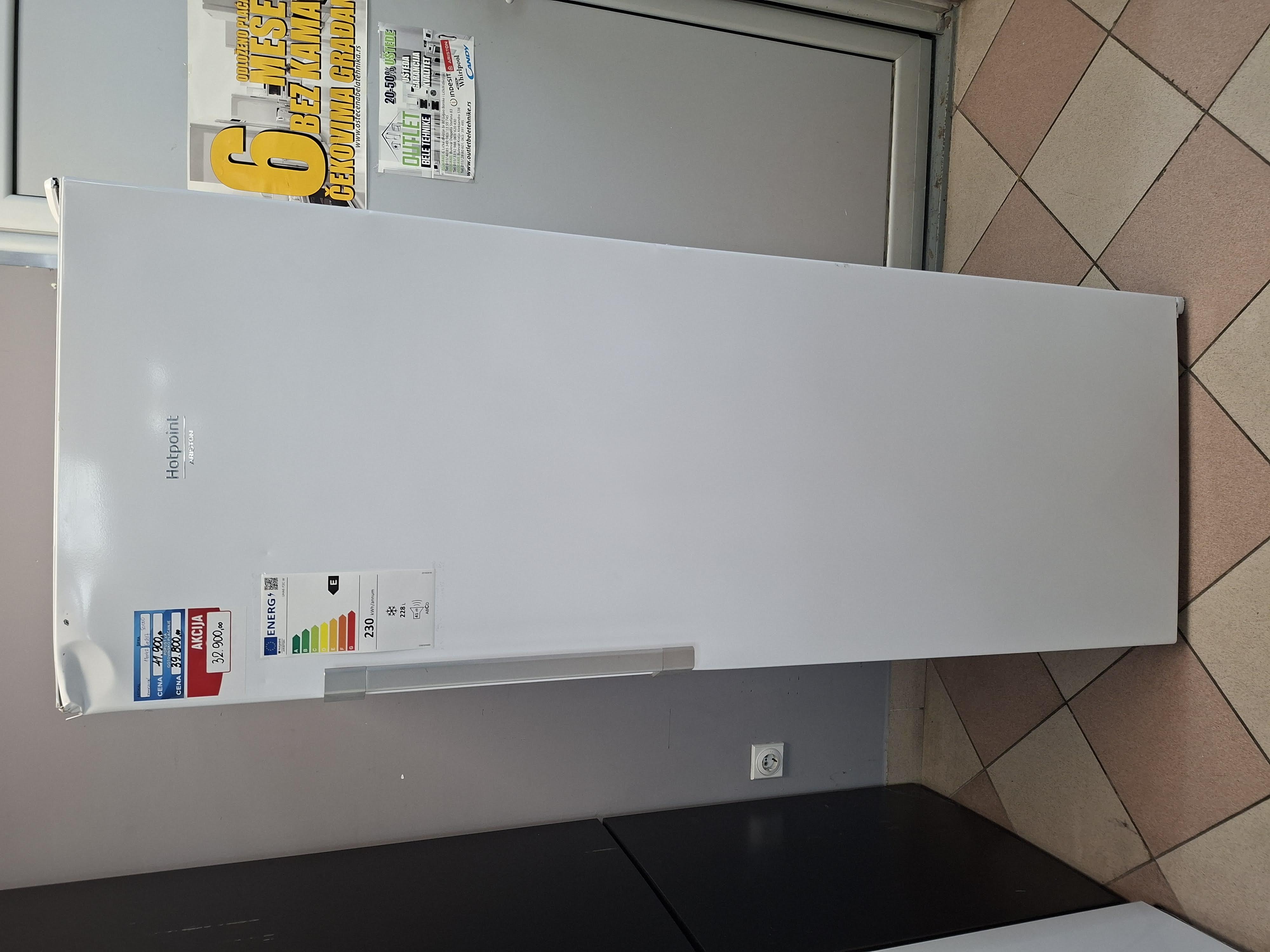 Zamrzicač Hotpoint Ariston UHA6 F2C W , 167 cm.