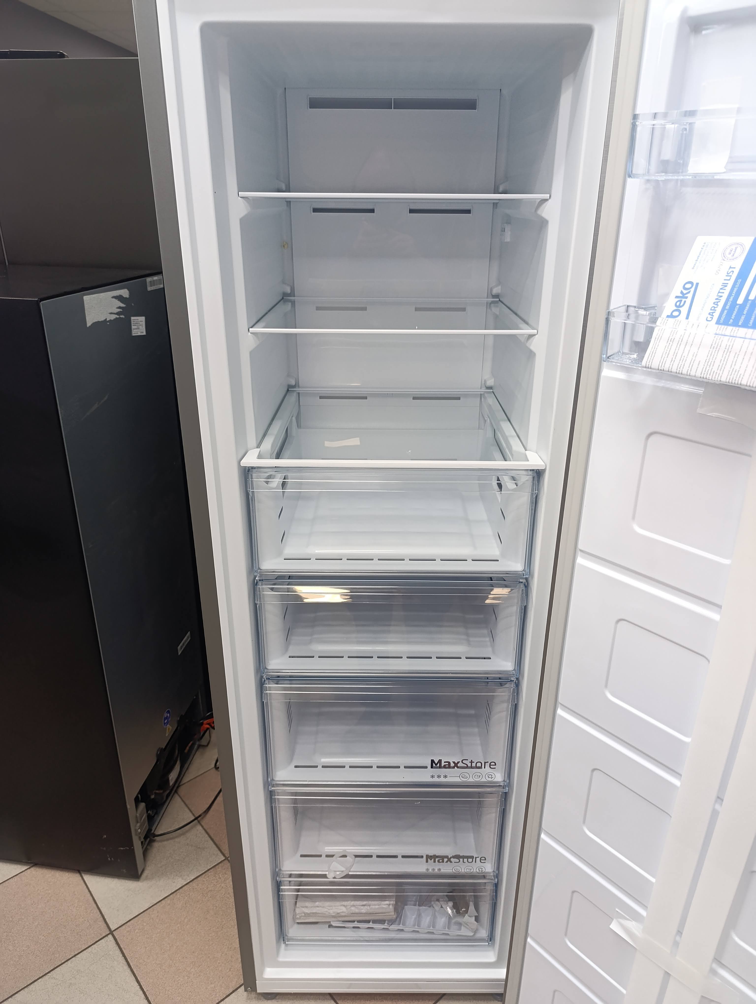 Zamrzivač Beko B3RFNE314XB , Neo Frost , 187 cm.