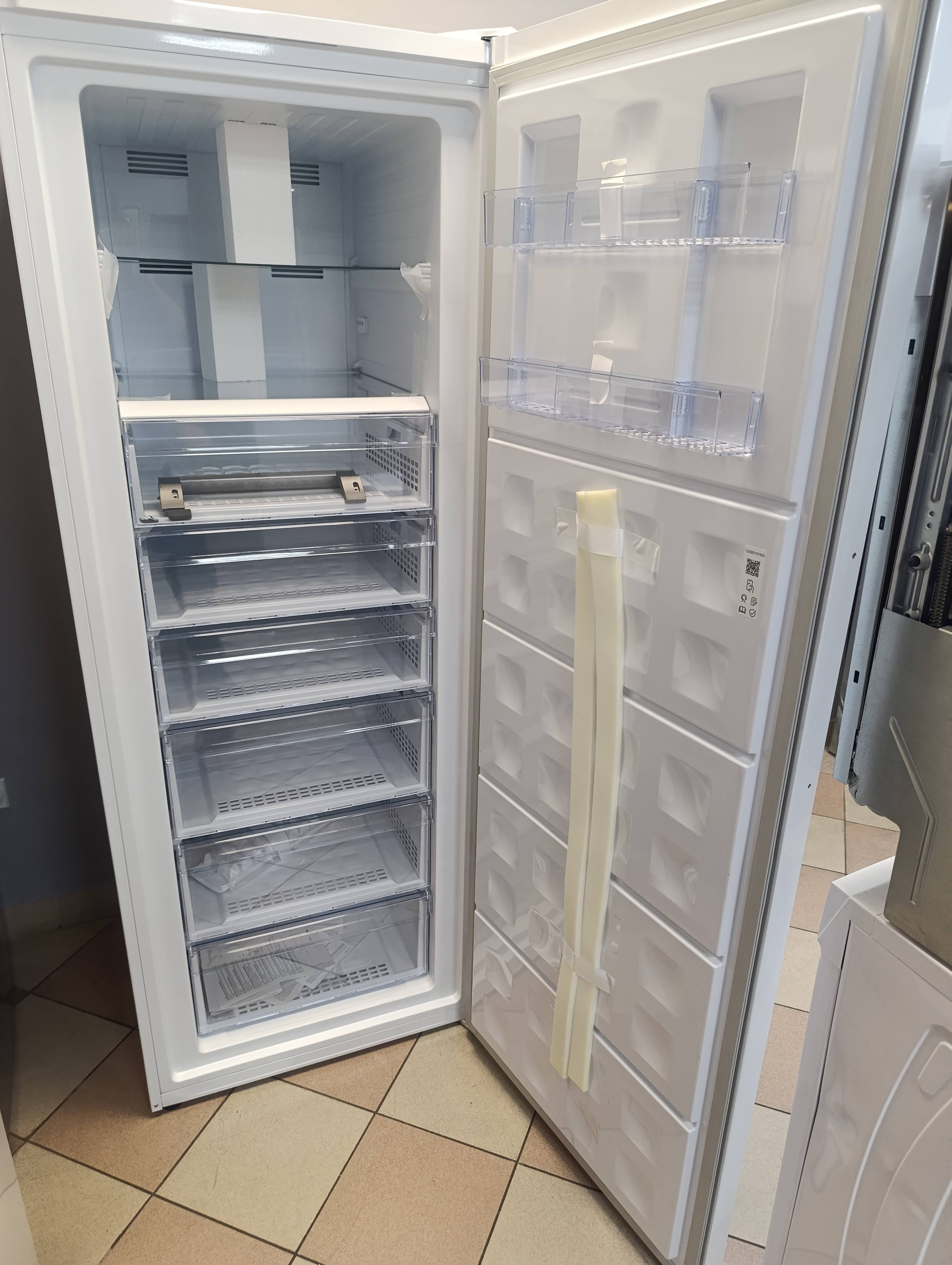 Zamrzivač Beko BEKO RFNE448E45W , Neo Frost , 192 cm.