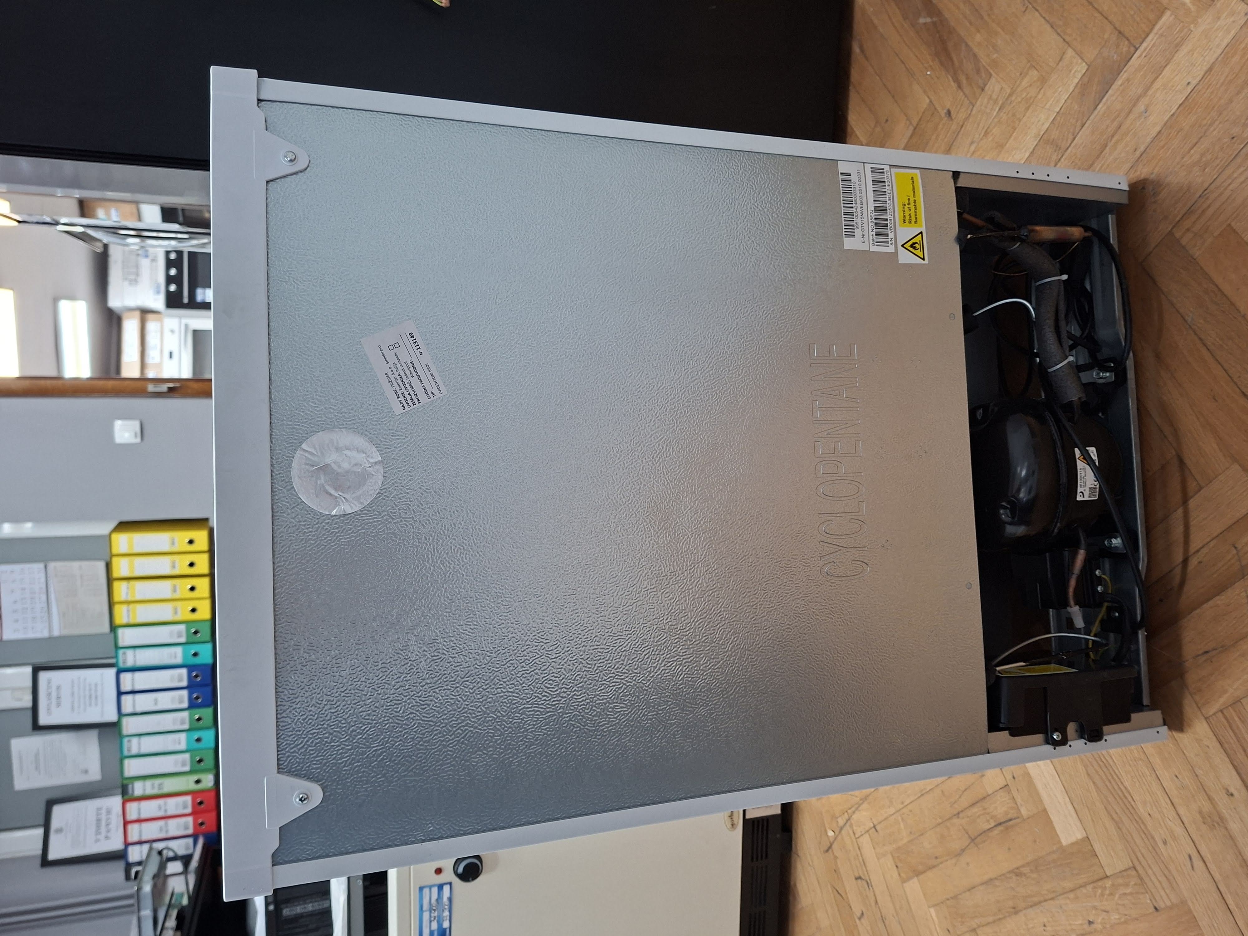 Zamrzivač Bosch GTV15NWEB , 83 L